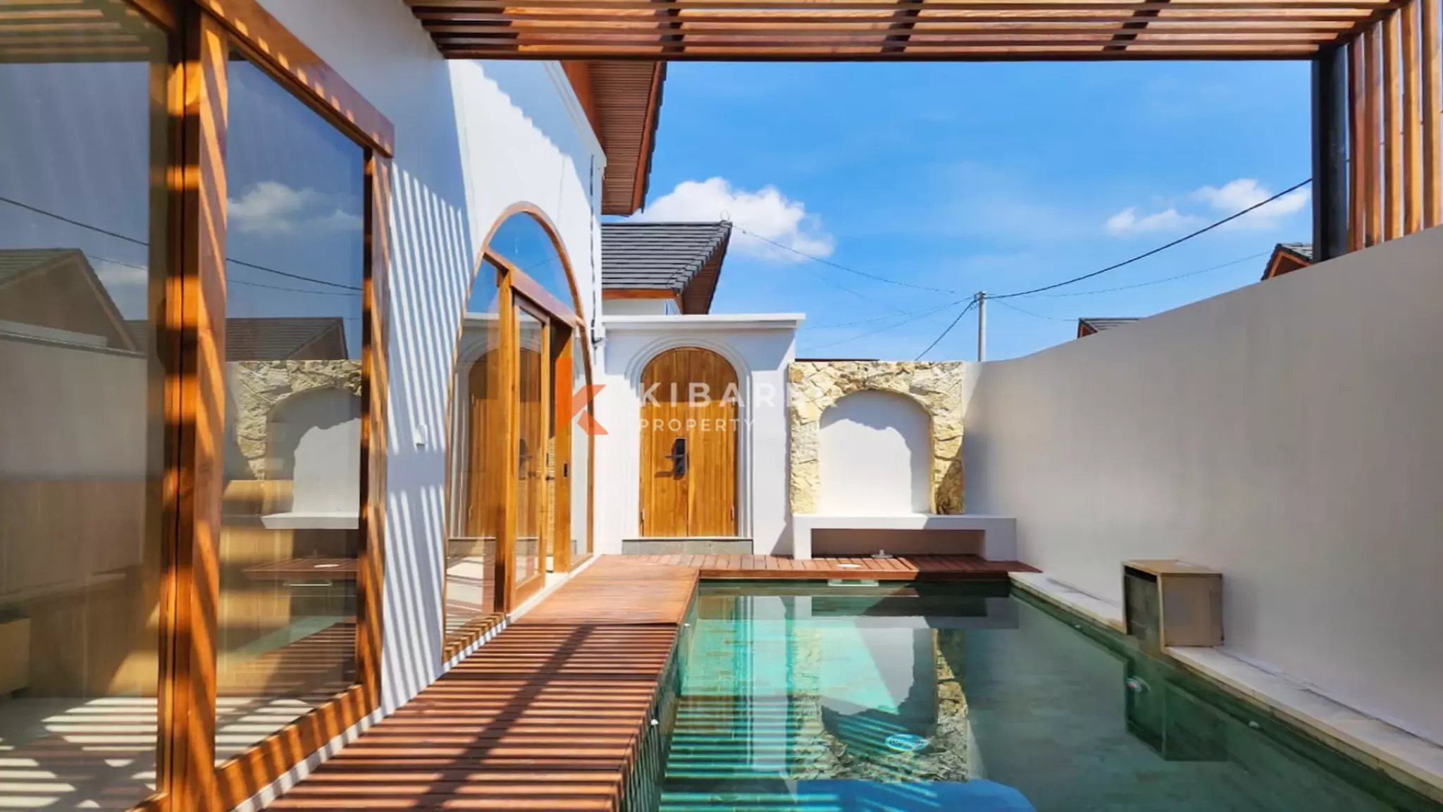 Tropical Hideaway – Chic Two-Bedroom Villa Perfectly Located in Ubud