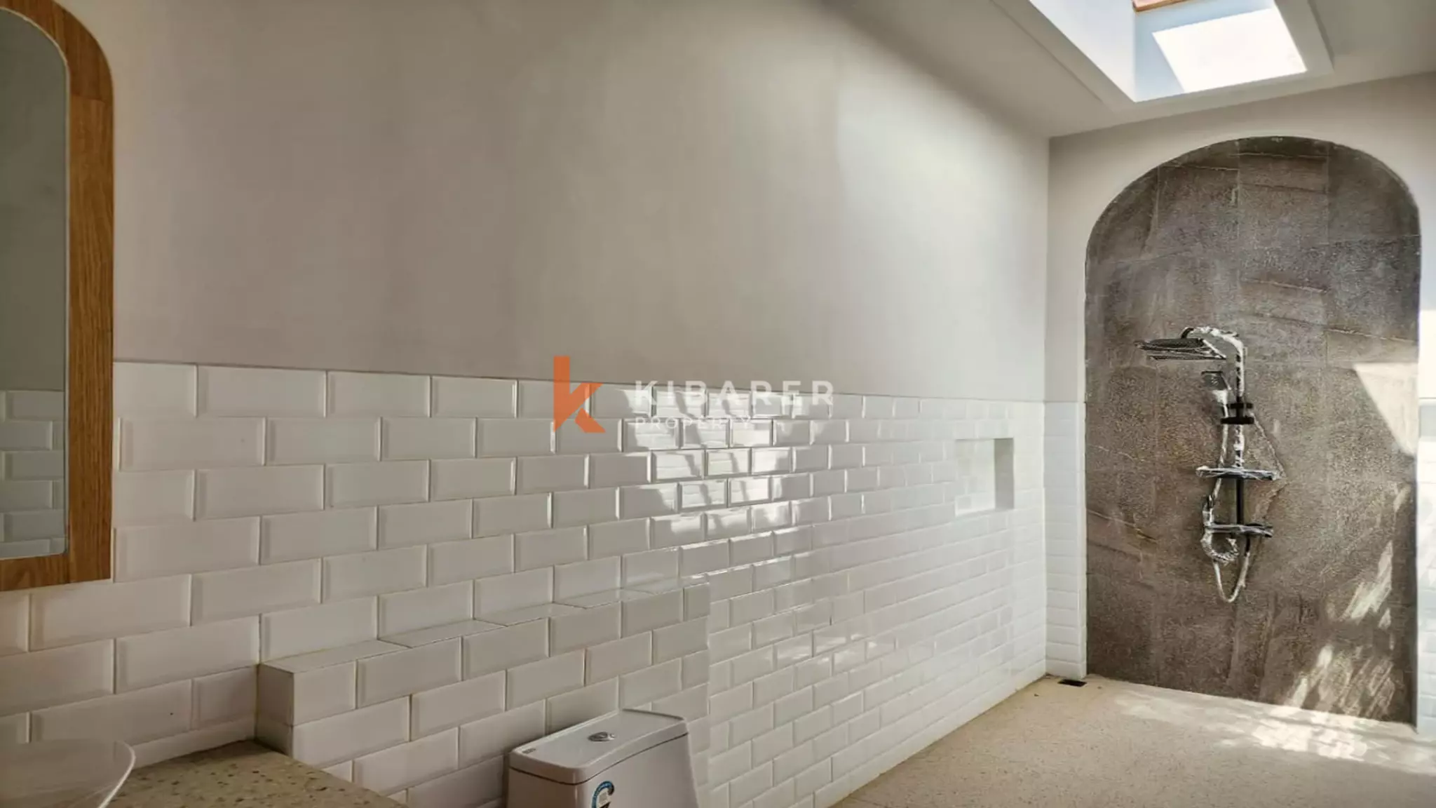 Tropical Hideaway – Chic Two-Bedroom Villa Perfectly Located in Ubud