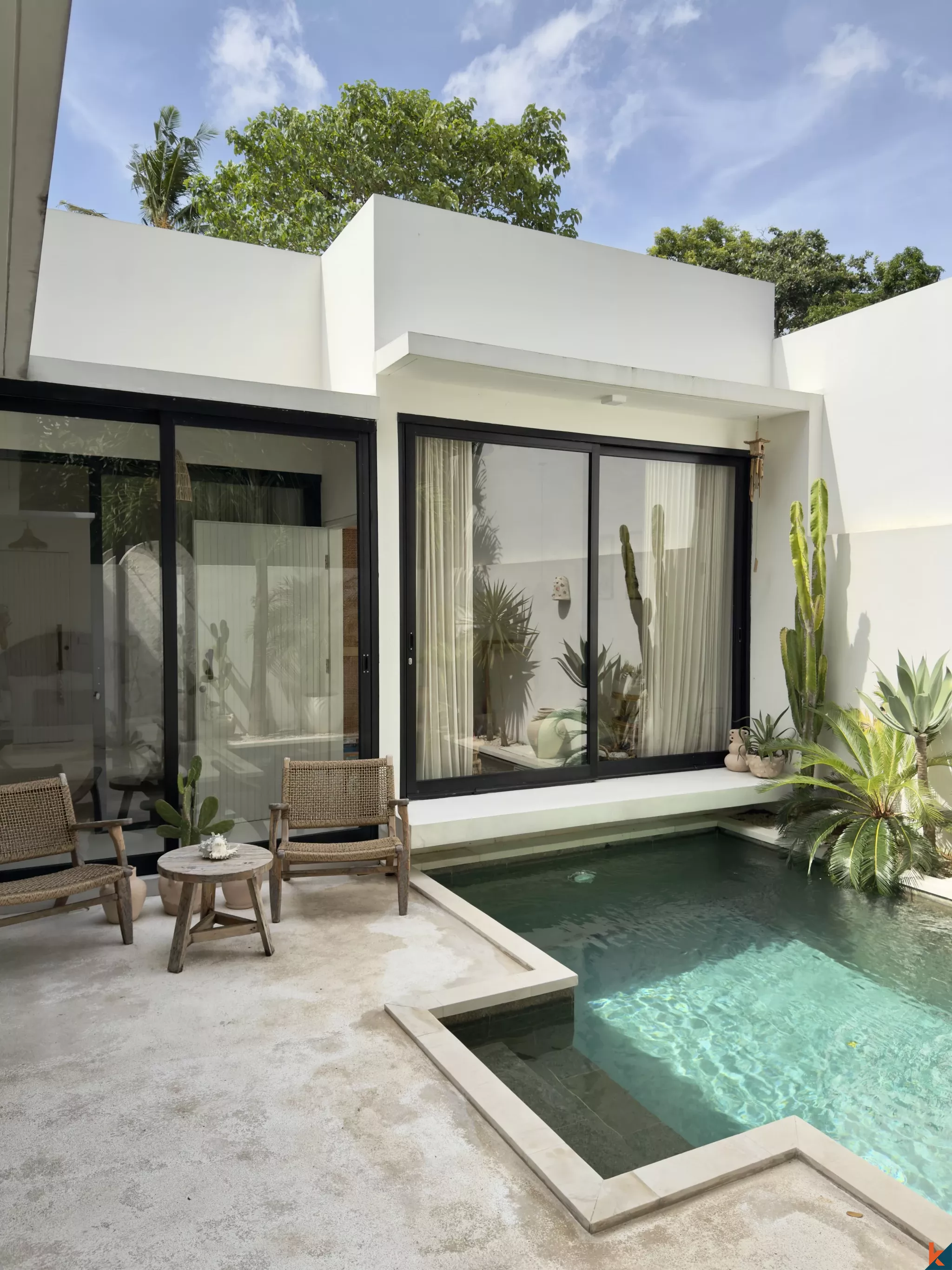 Elegant 2-Bedroom Tropical Villa with Private Pool in Tumbak Bayuh