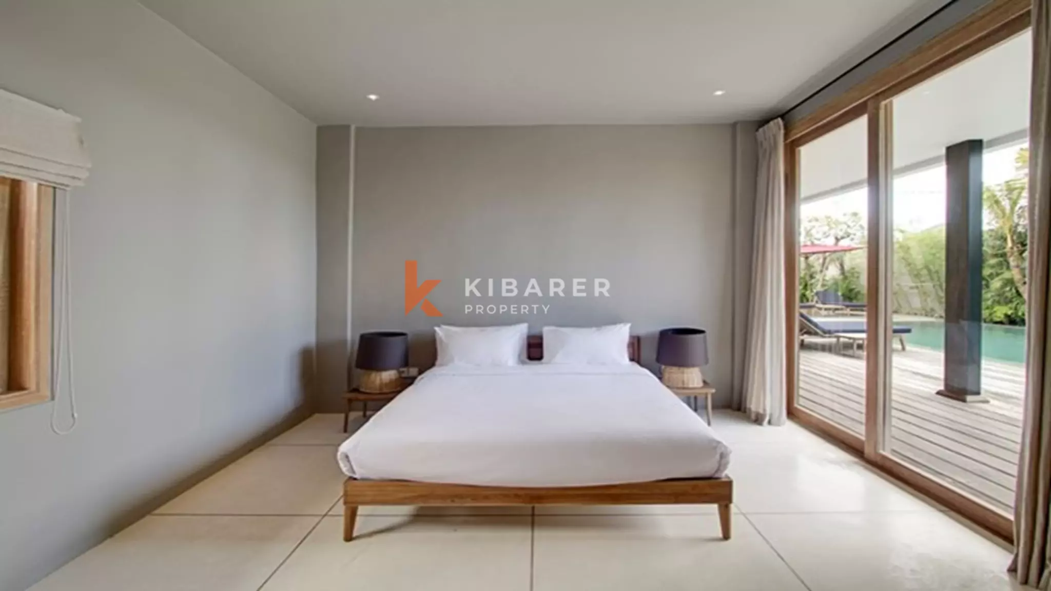 Charmante villa de cinq chambres avec jardin à louer à Canggu