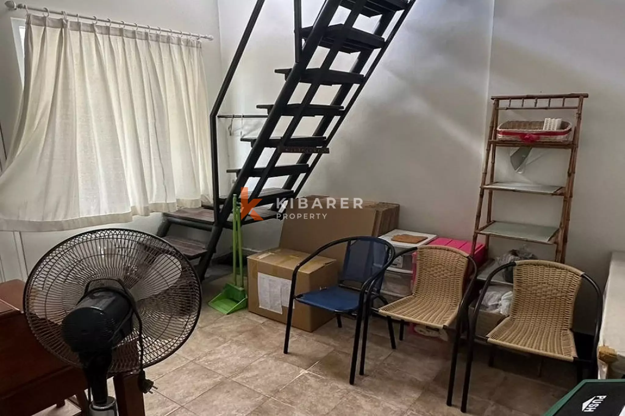 Strategic Unfurnished Family Home Three-Bedrooms in Seminyak