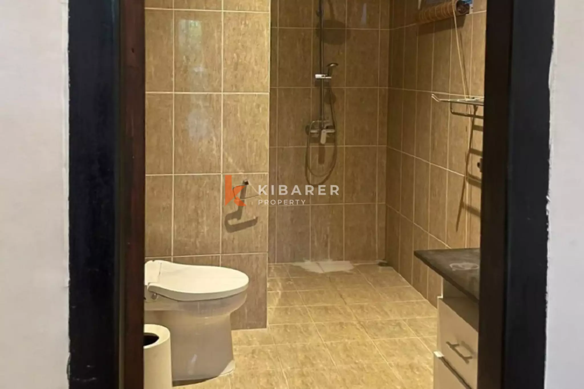 Strategic Four-Bedrooms Enclosed Living Villa in Balangan-Uluwatu