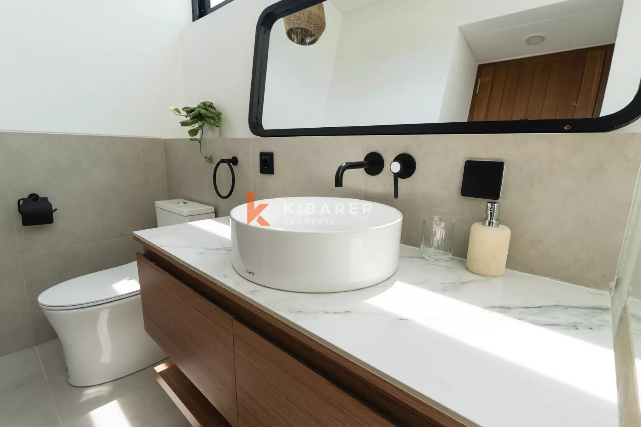 Umalas Modern Retreat - Two Bedroom with Sunken Living Room