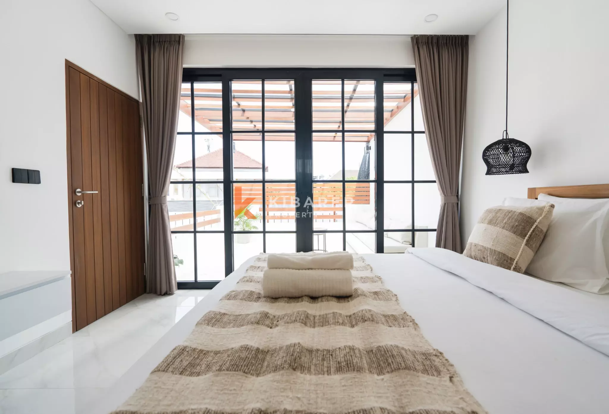 Umalas Modern Retreat - Two Bedroom with Sunken Living Room