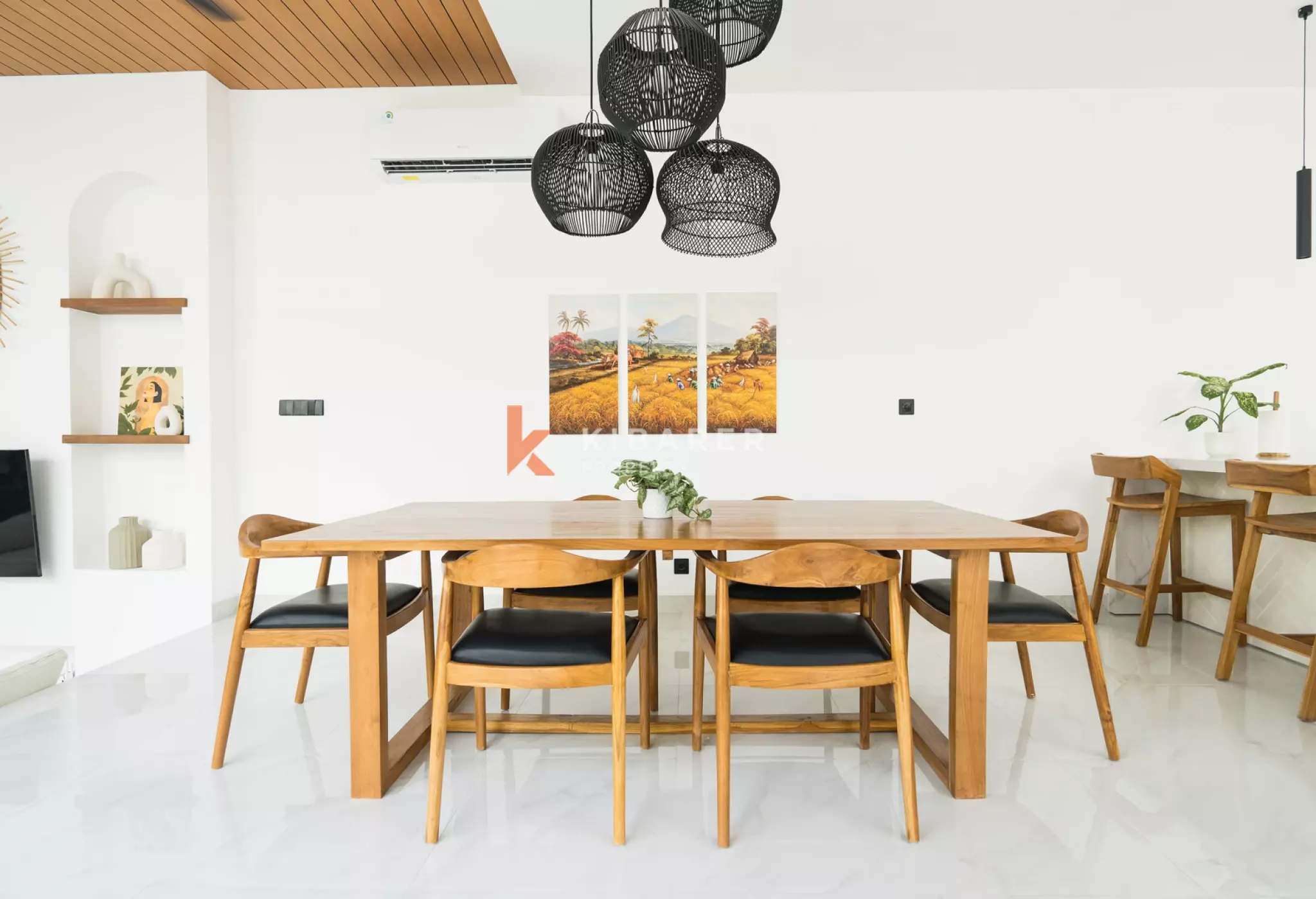 Umalas Modern Retreat - Two Bedroom with Sunken Living Room