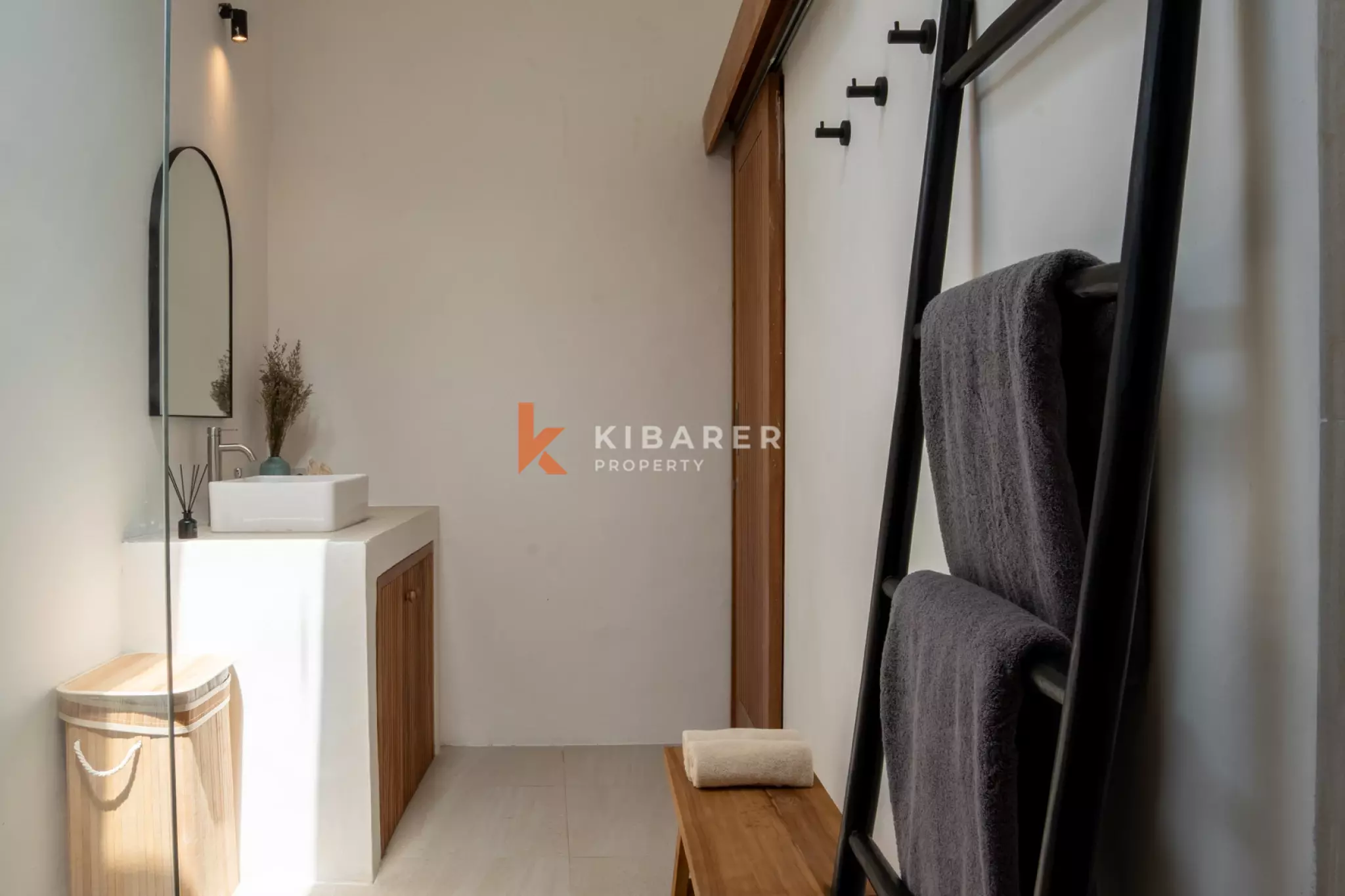 Villa moderne tropicale de 3 chambres avec jardin - Oasis privée à Canggu