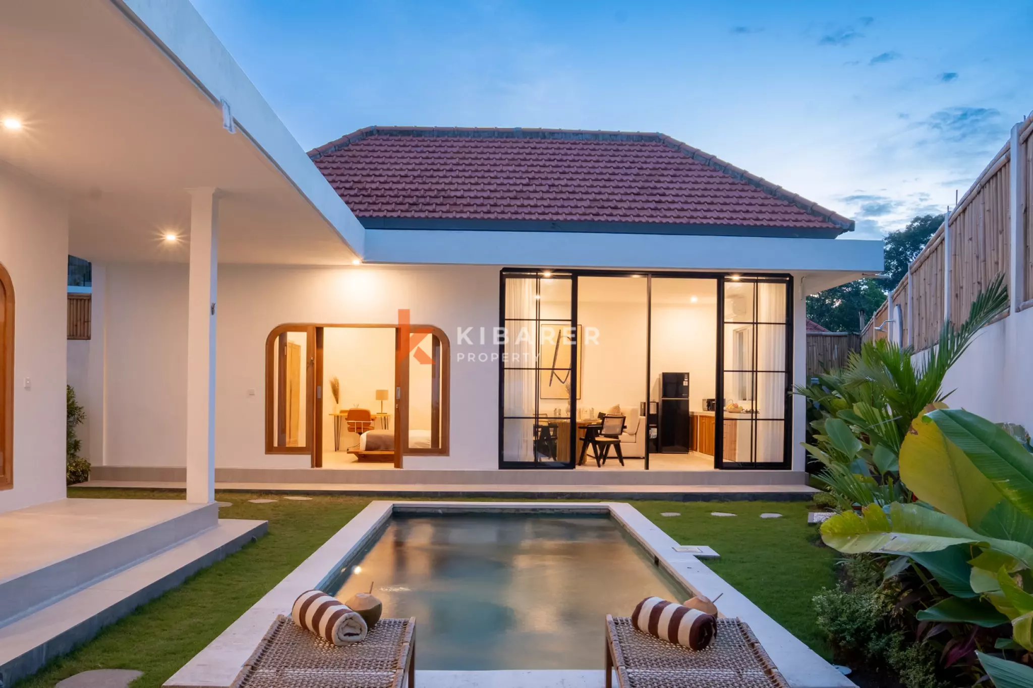 Villa moderne tropicale de 3 chambres avec jardin - Oasis privée à Canggu