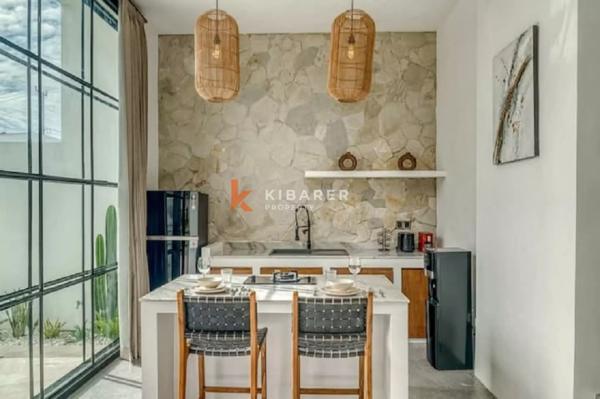 Vila Minimalis Modern Satu Kamar Tidur di Berawa yang Dinamis