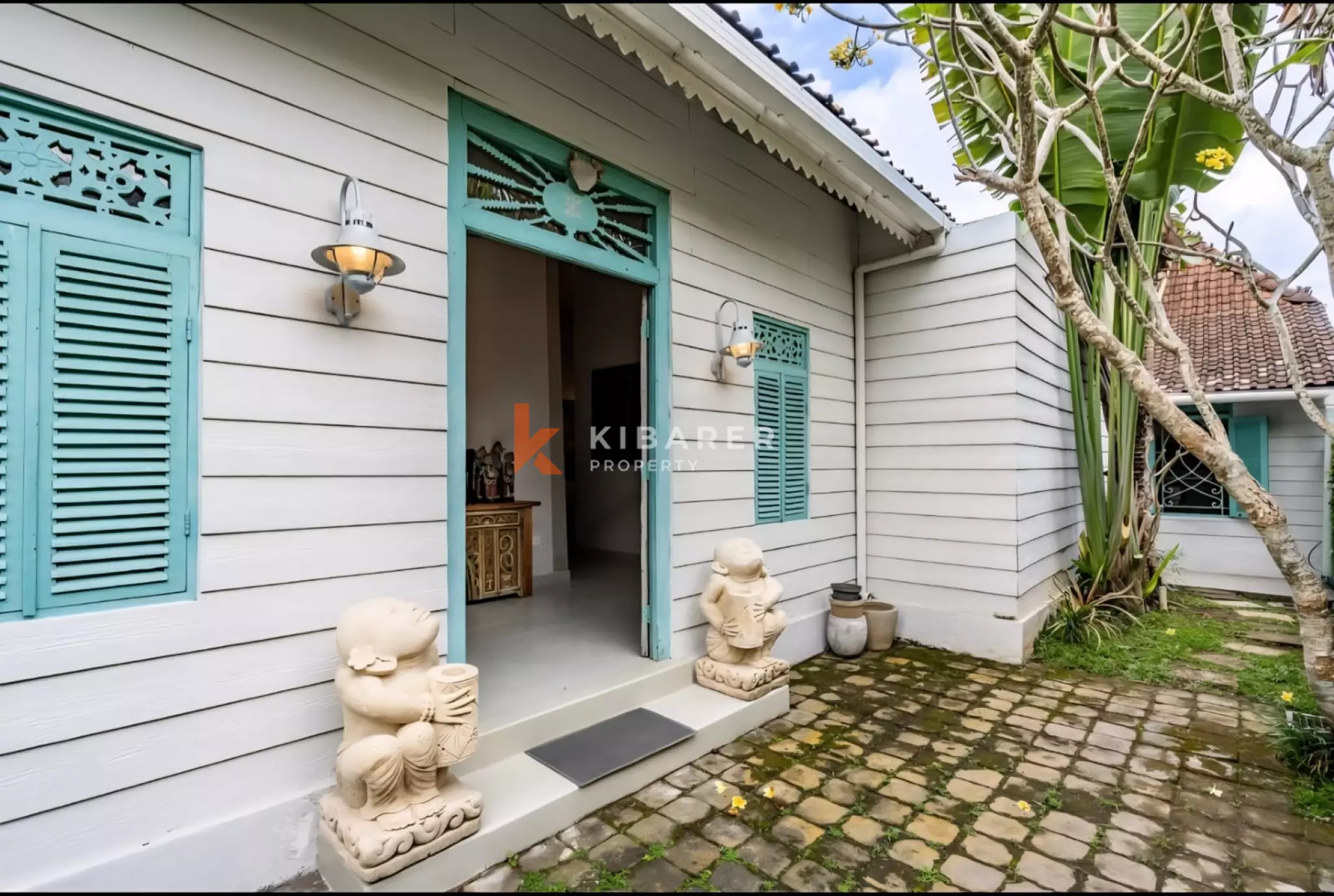 Spacious Charming Three Bedroom Villa in Canggu Babakan