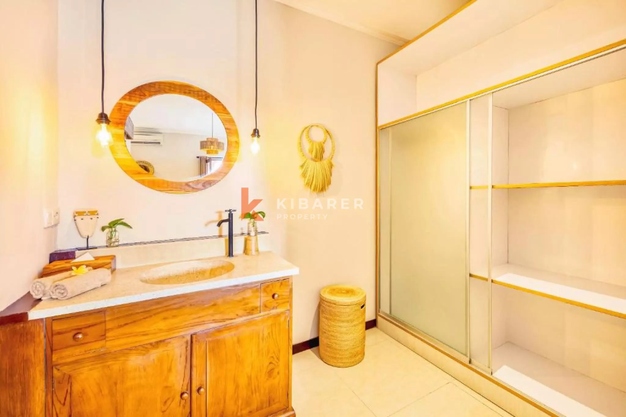 Comfortable Family Villa with Four Bedrooms in Berawa