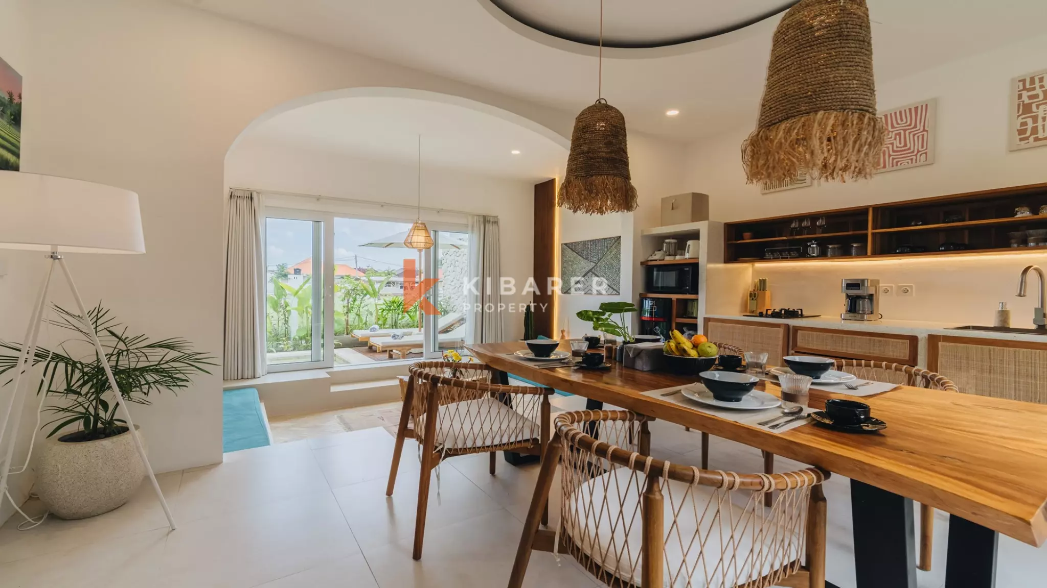 Villa Kolam Renang Dua Kamar Tidur yang Menawan dengan Pemandangan Indah di Atap Cemagi