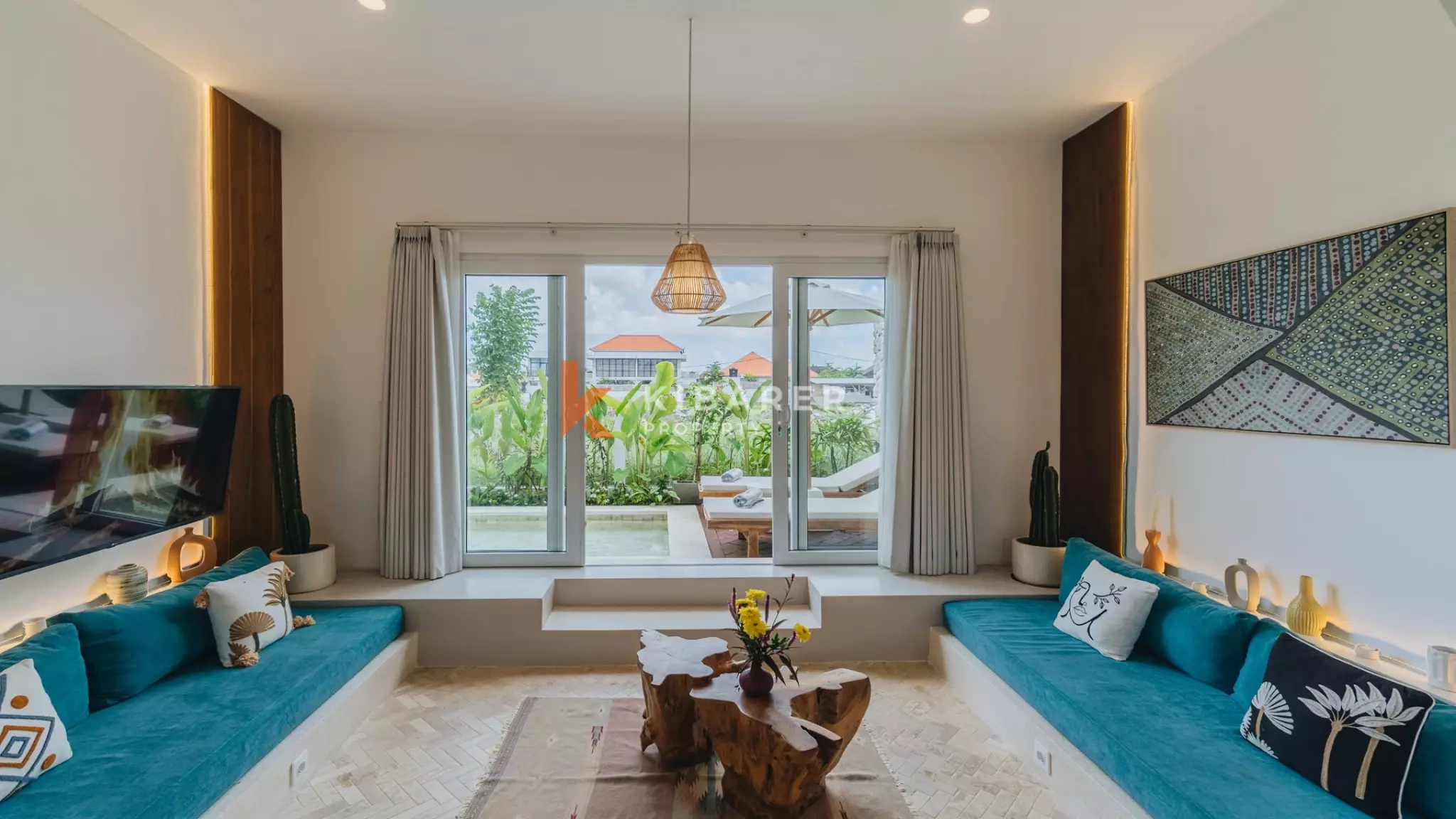 Villa Kolam Renang Dua Kamar Tidur yang Menawan dengan Pemandangan Indah di Atap Cemagi