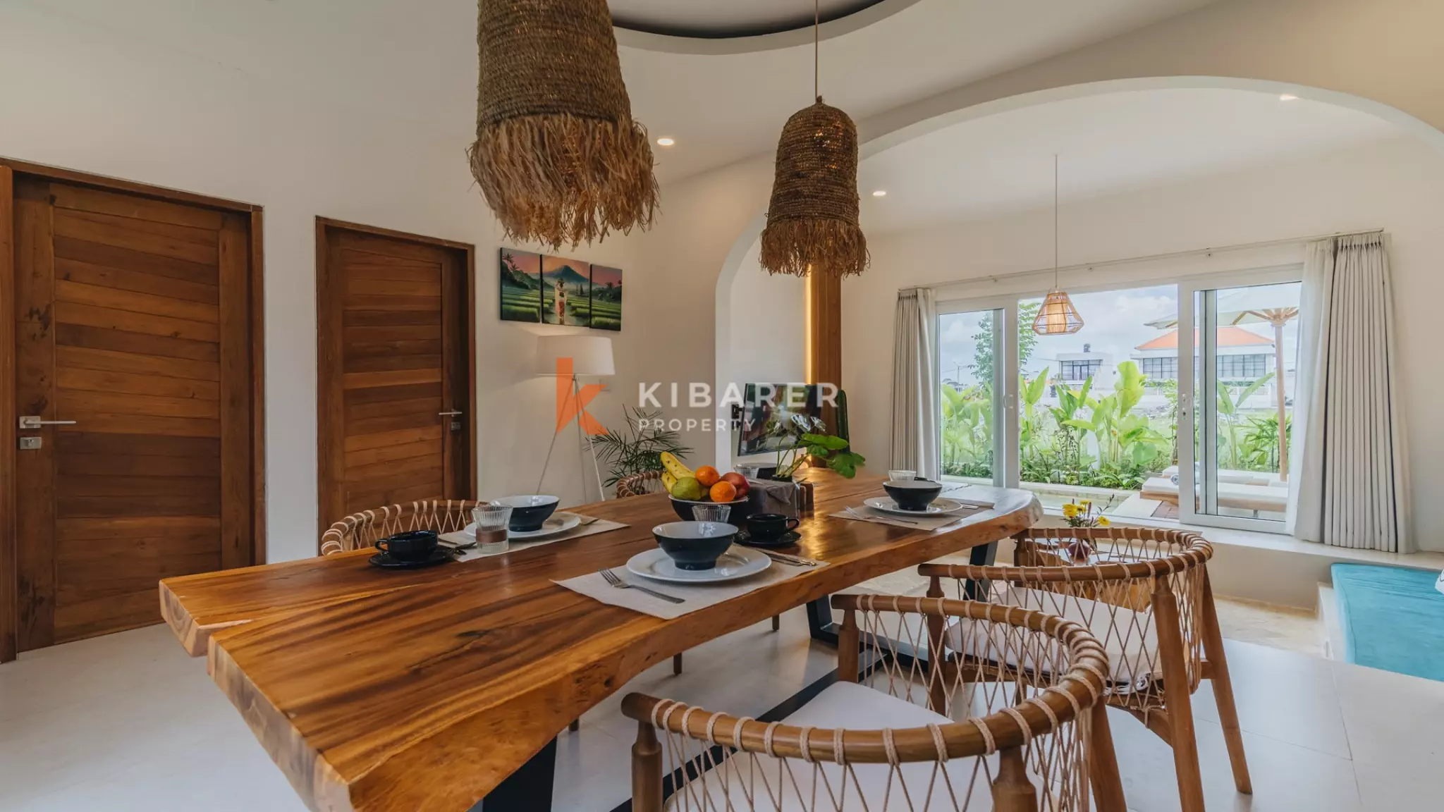 Villa Kolam Renang Dua Kamar Tidur yang Menawan dengan Pemandangan Indah di Atap Cemagi