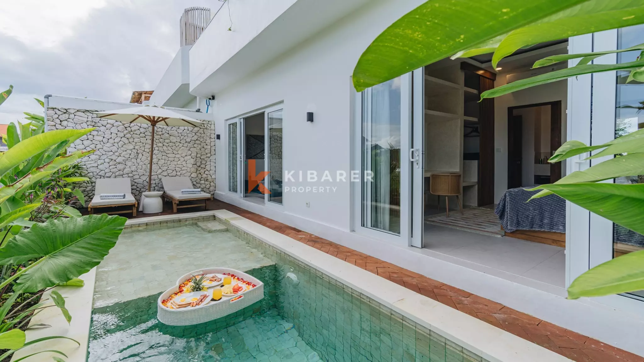 Villa Kolam Renang Dua Kamar Tidur yang Menawan dengan Pemandangan Indah di Atap Cemagi