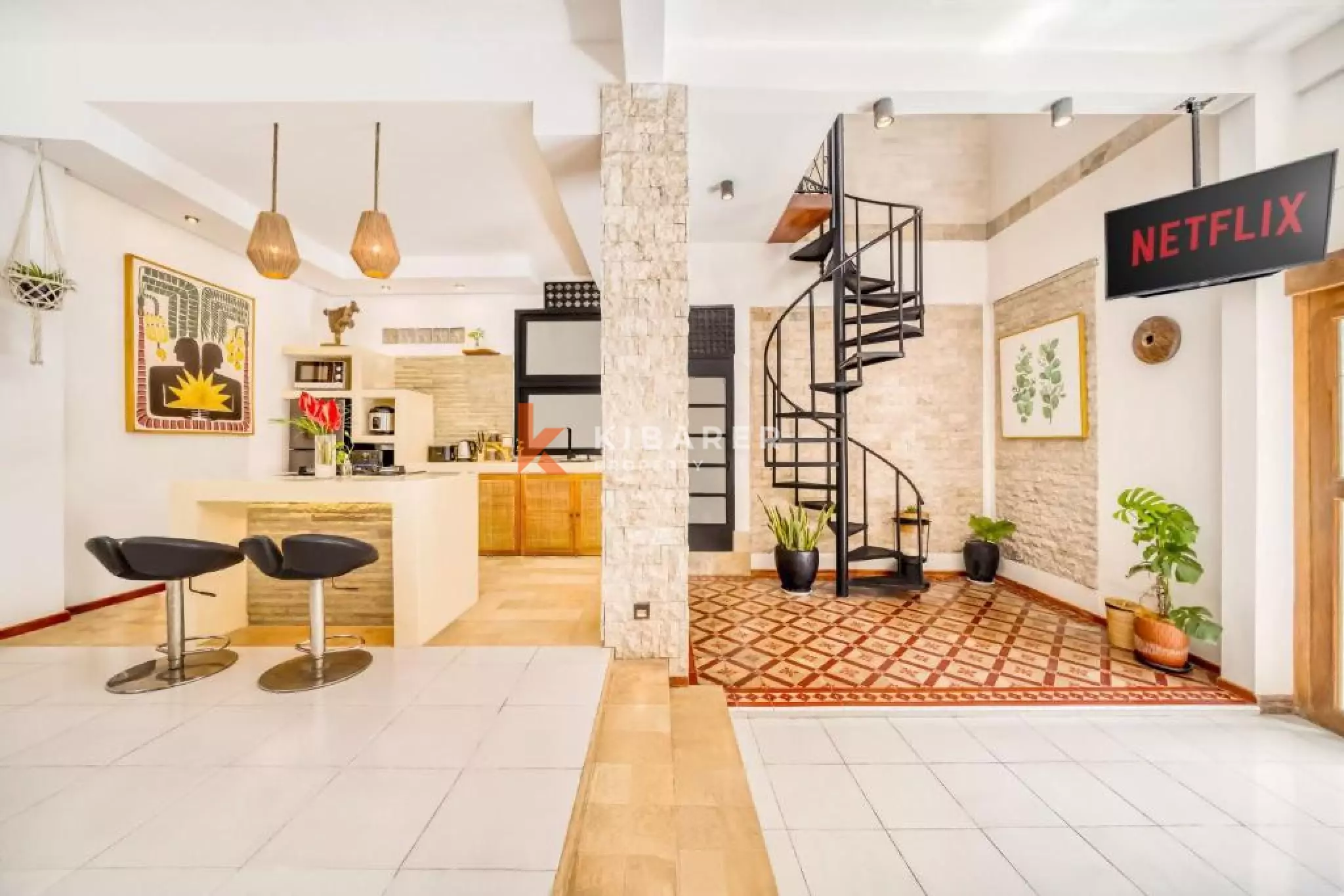 Spacious Six-Bedroom Villa in Prime Berawa Location