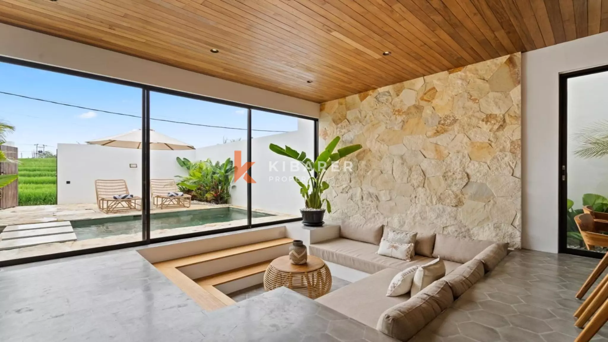 Villa contemporaine élégante avec piscine privée et une chambre à Canggu