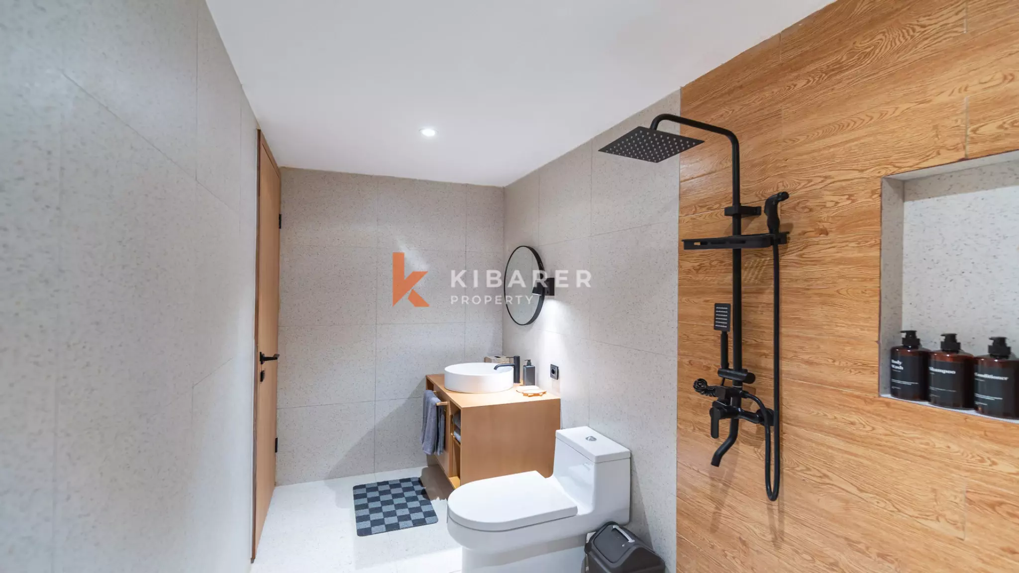 Contemporary Three-Bedroom Tropical Residence with Private Pool in Prime Jimbaran