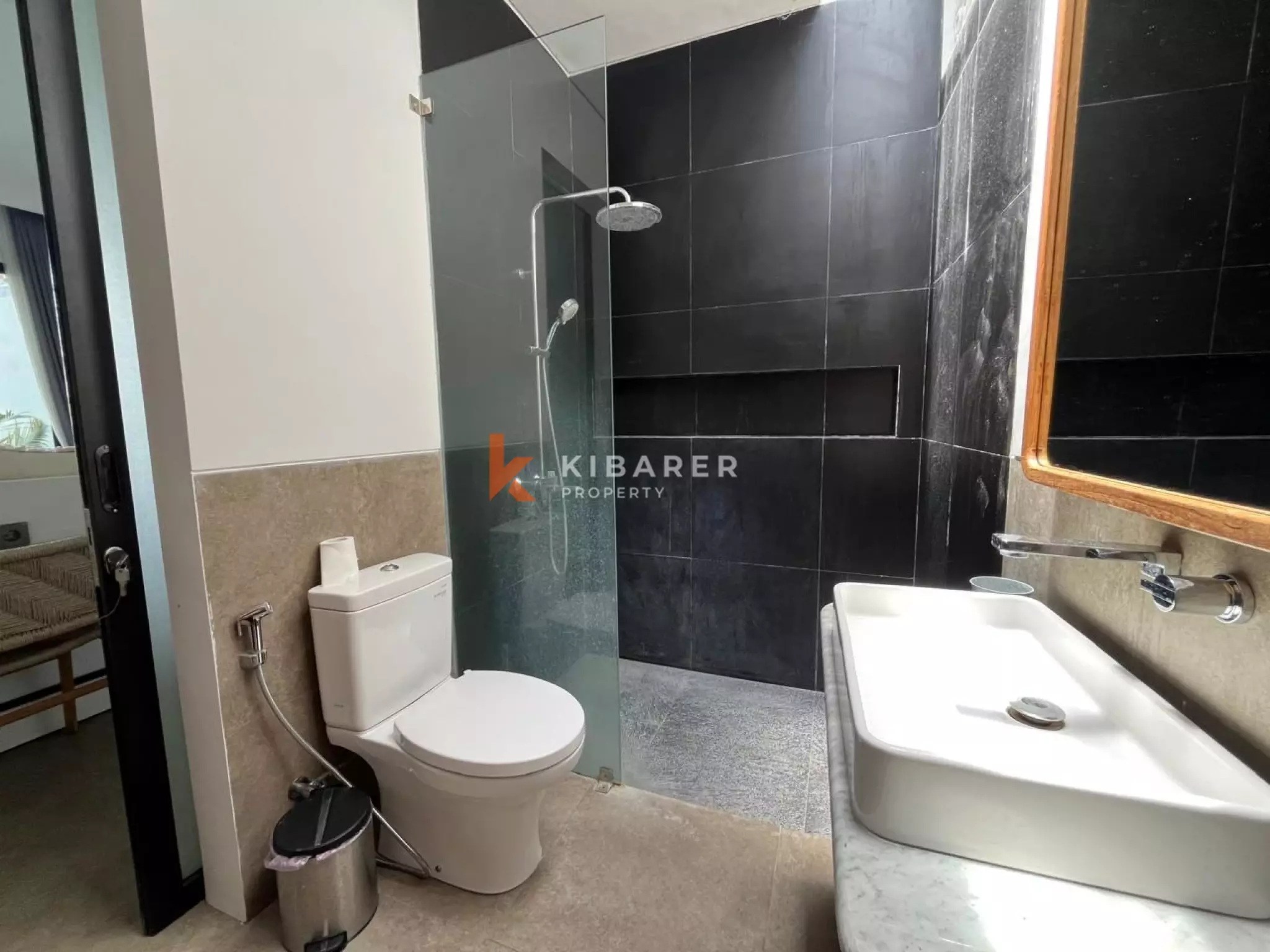 Cozy Two-Bedroom Enclosed Villa in Tumbak Bayuh