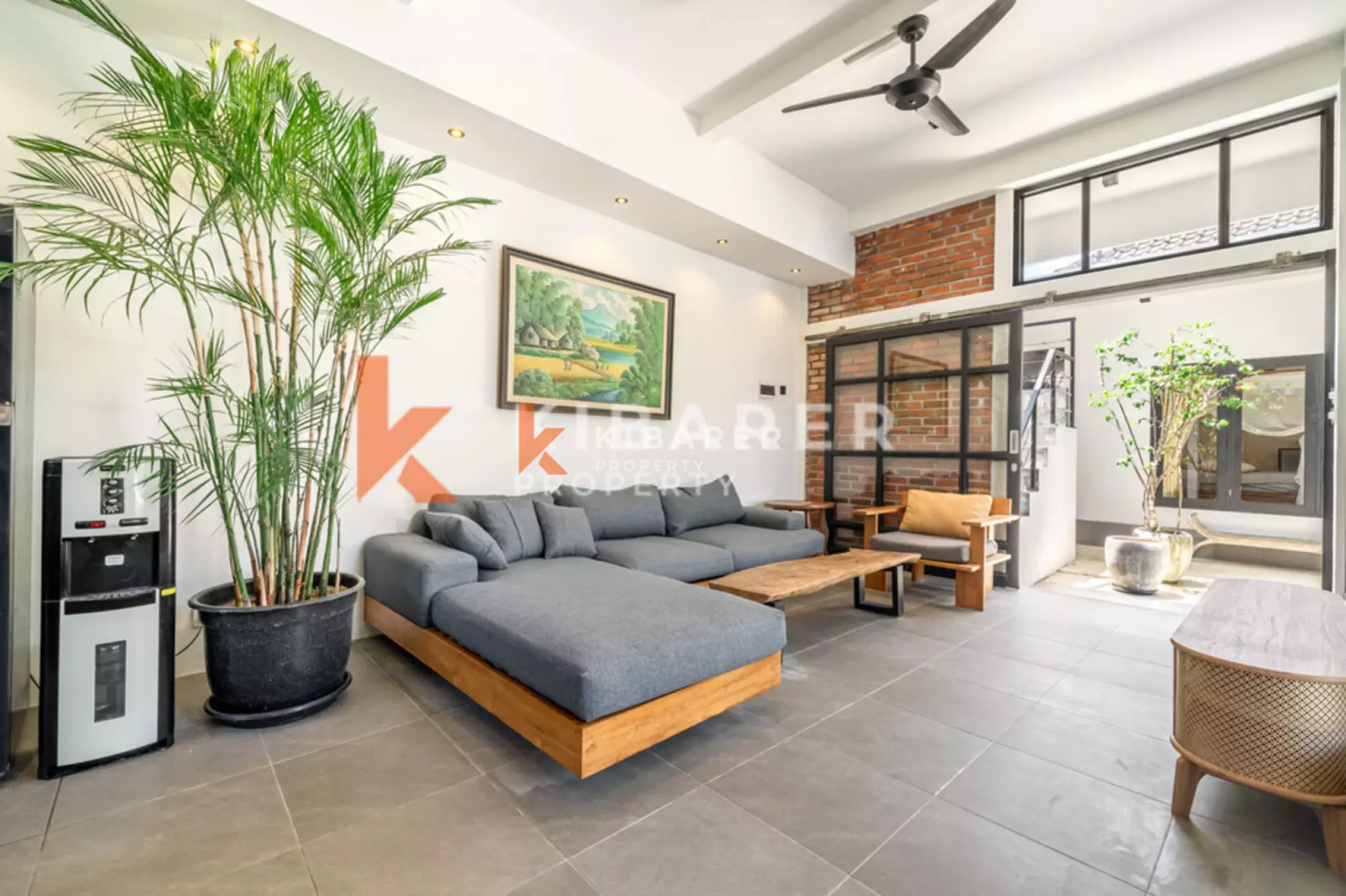 Koleksi Umalas - Vila Modern Lima Kamar Tidur dengan Ruang Kantor Pribadi