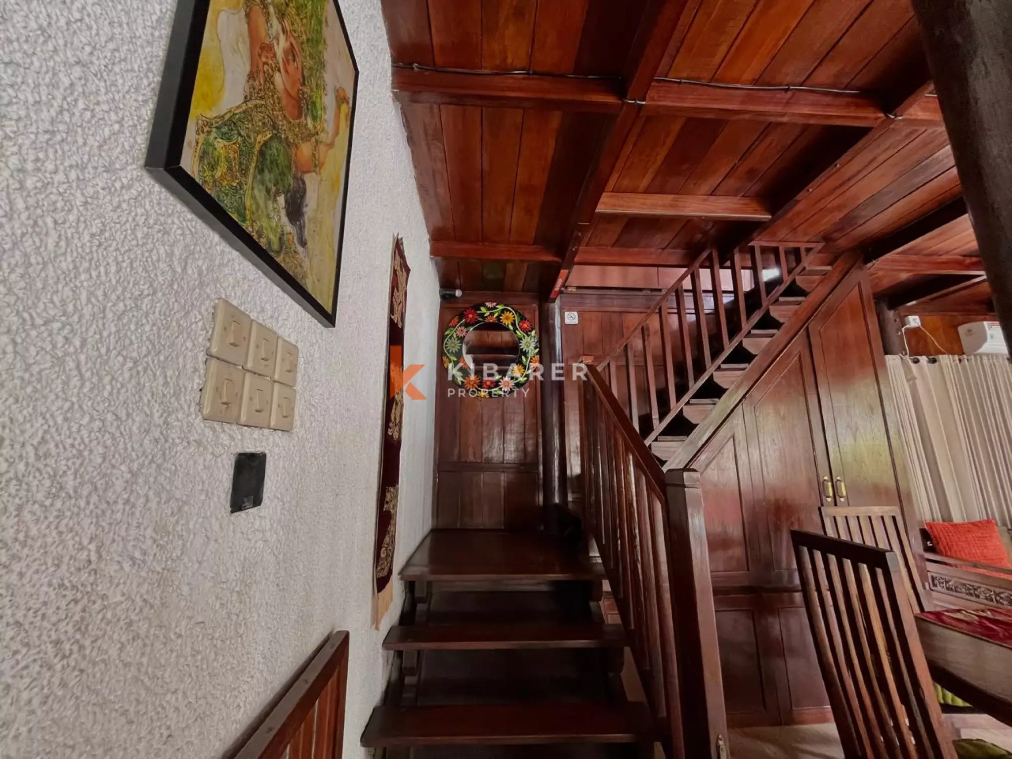 Five-Bedroom Villa Touched with Batak Cultural in the Heart of Berawa