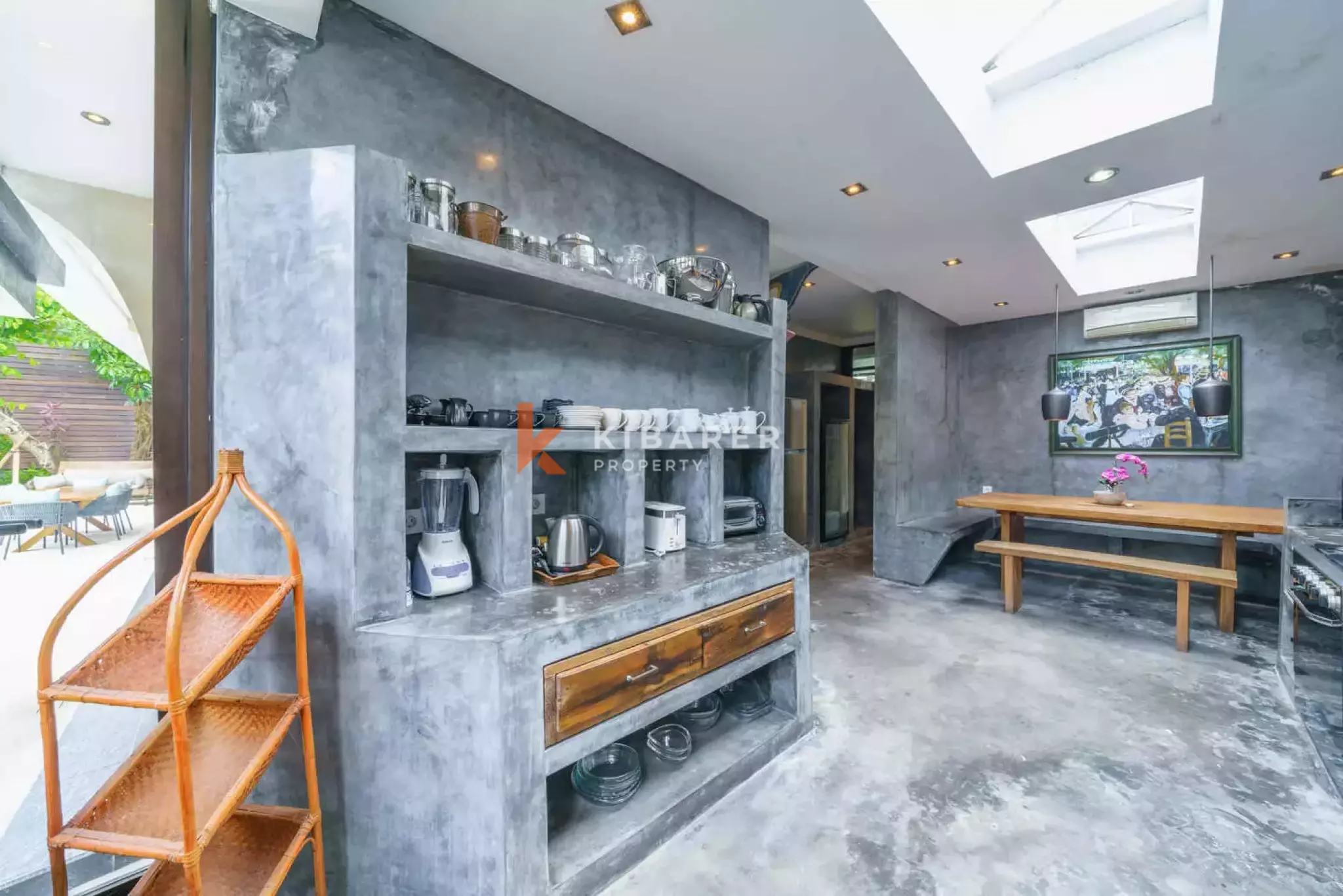 Vila Mewah Enam Kamar Tidur Berkelas di Umalas