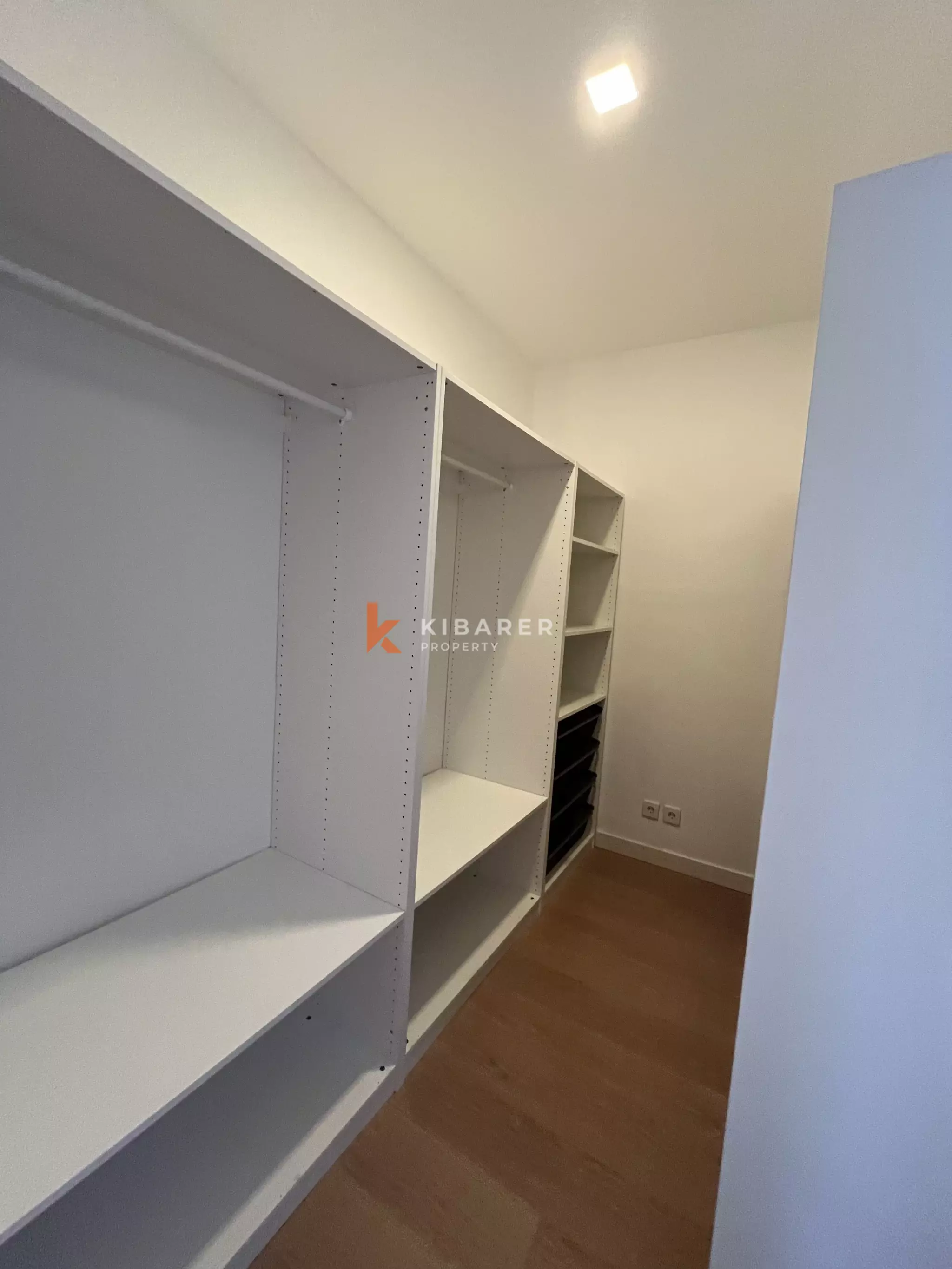 Prime Six-Bedroom Villa in the Heart of Berawa