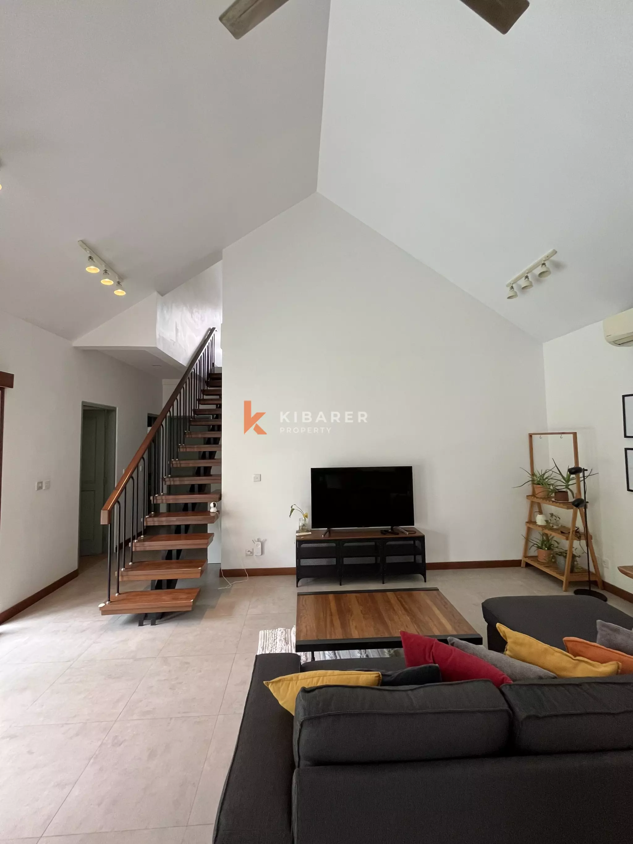 Prime Six-Bedroom Villa in the Heart of Berawa