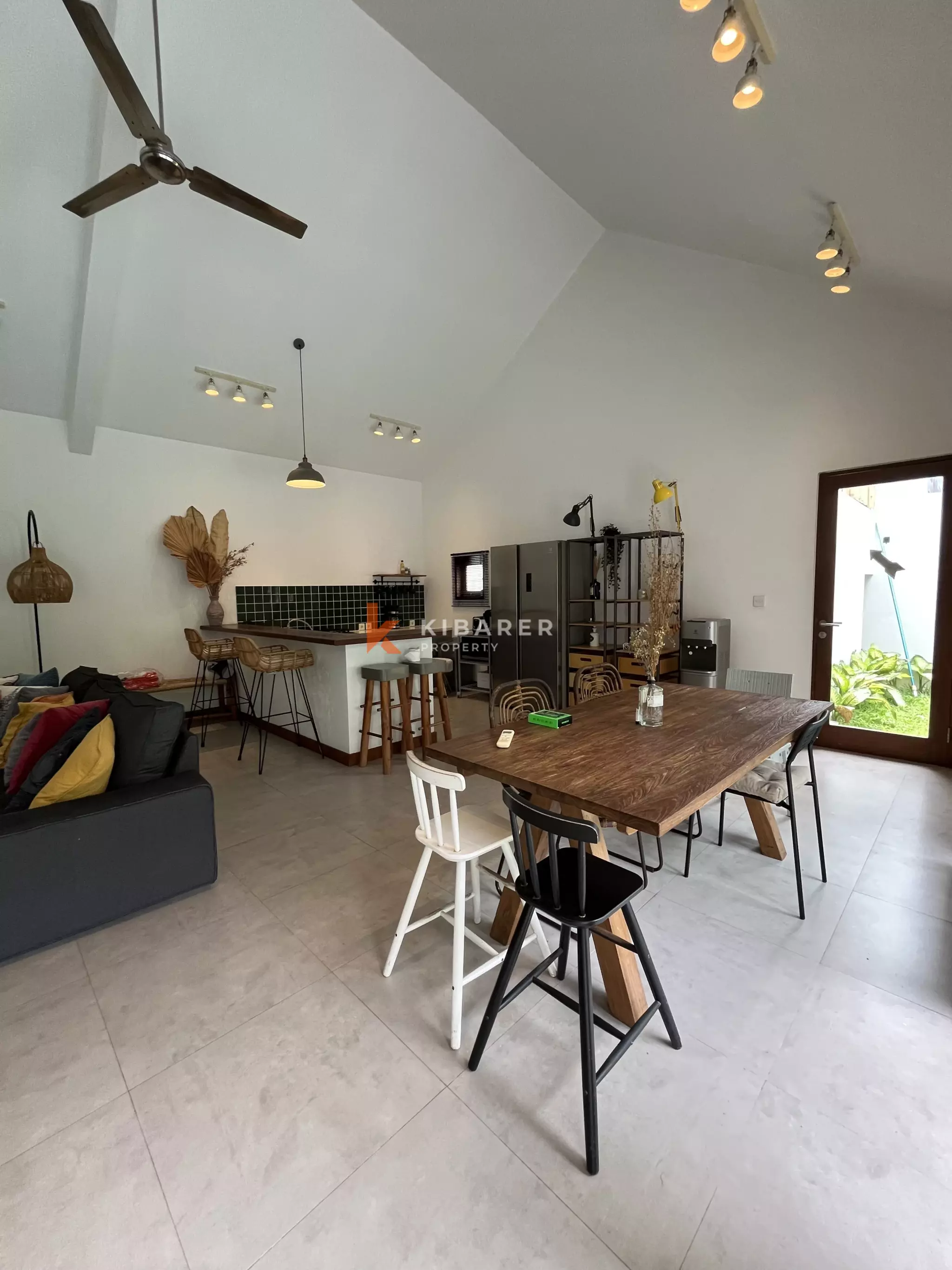 Prime Six-Bedroom Villa in the Heart of Berawa