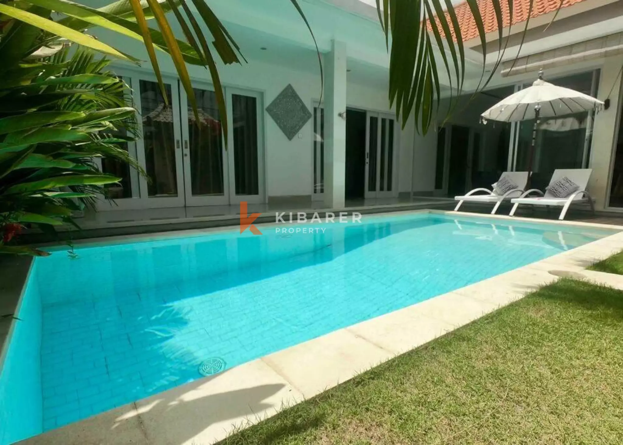 Prime Three-Bedroom Villa in Berawa Walking Distance to The Beach