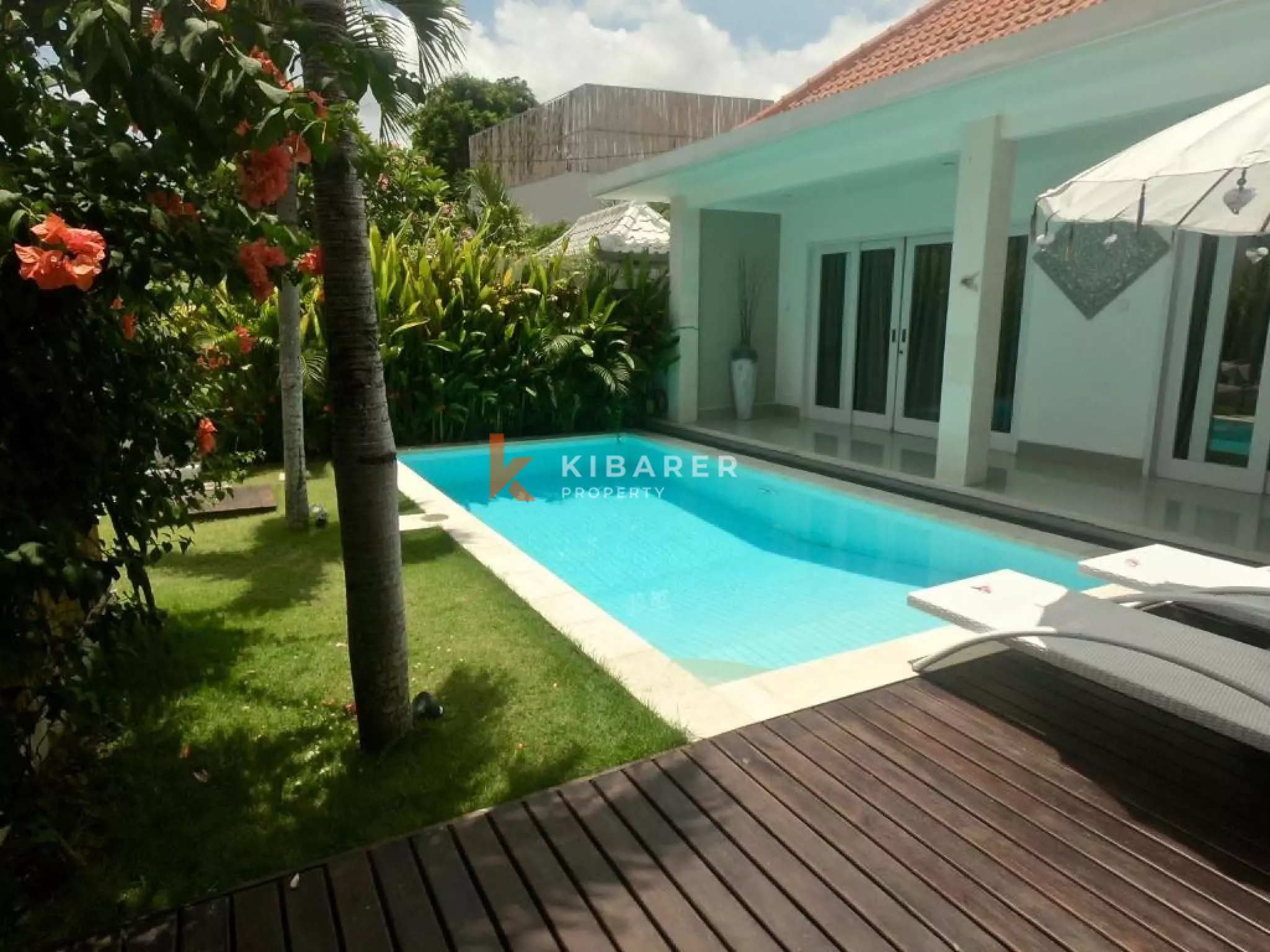 Prime Three-Bedroom Villa in Berawa Walking Distance to The Beach