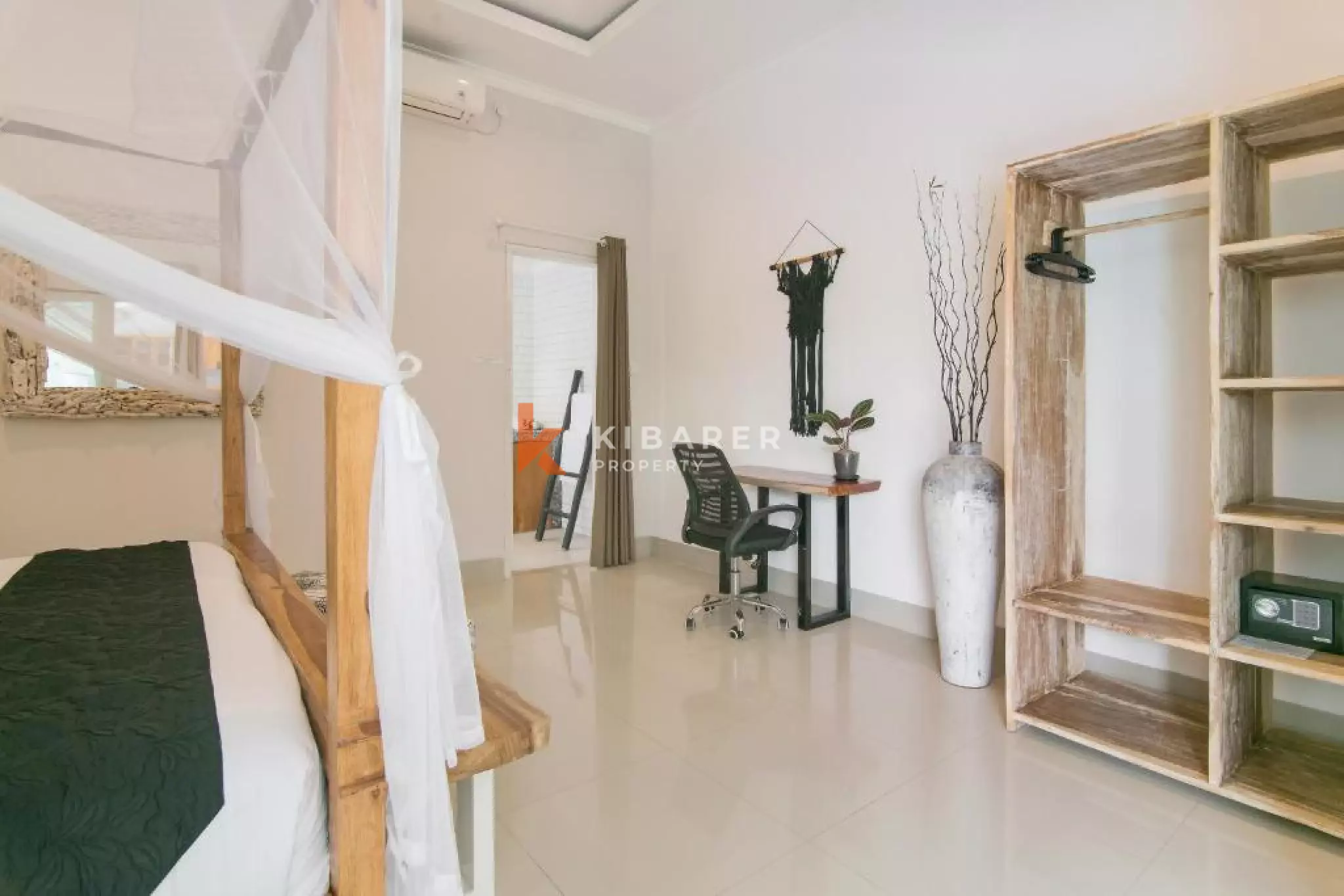 Prime Three-Bedroom Villa in Berawa Walking Distance to The Beach