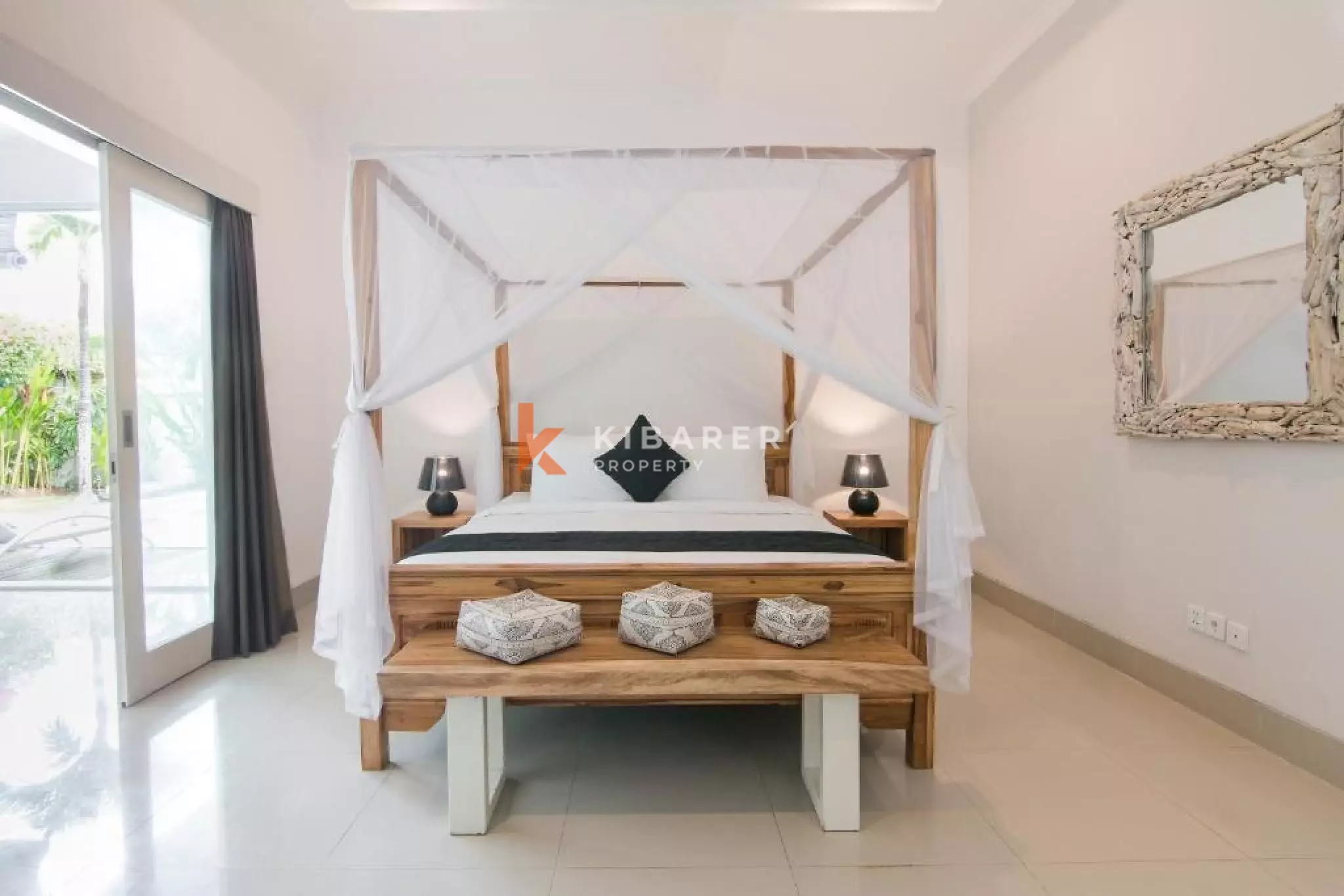 Prime Three-Bedroom Villa in Berawa Walking Distance to The Beach