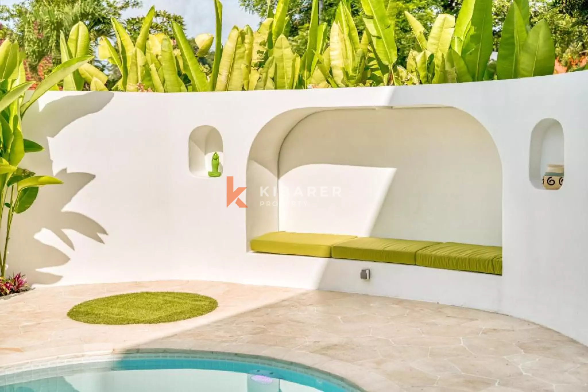 Modern Mediterranean Three-Bedroom Villa with Multifunctional Room in Pecatu (spcial price)