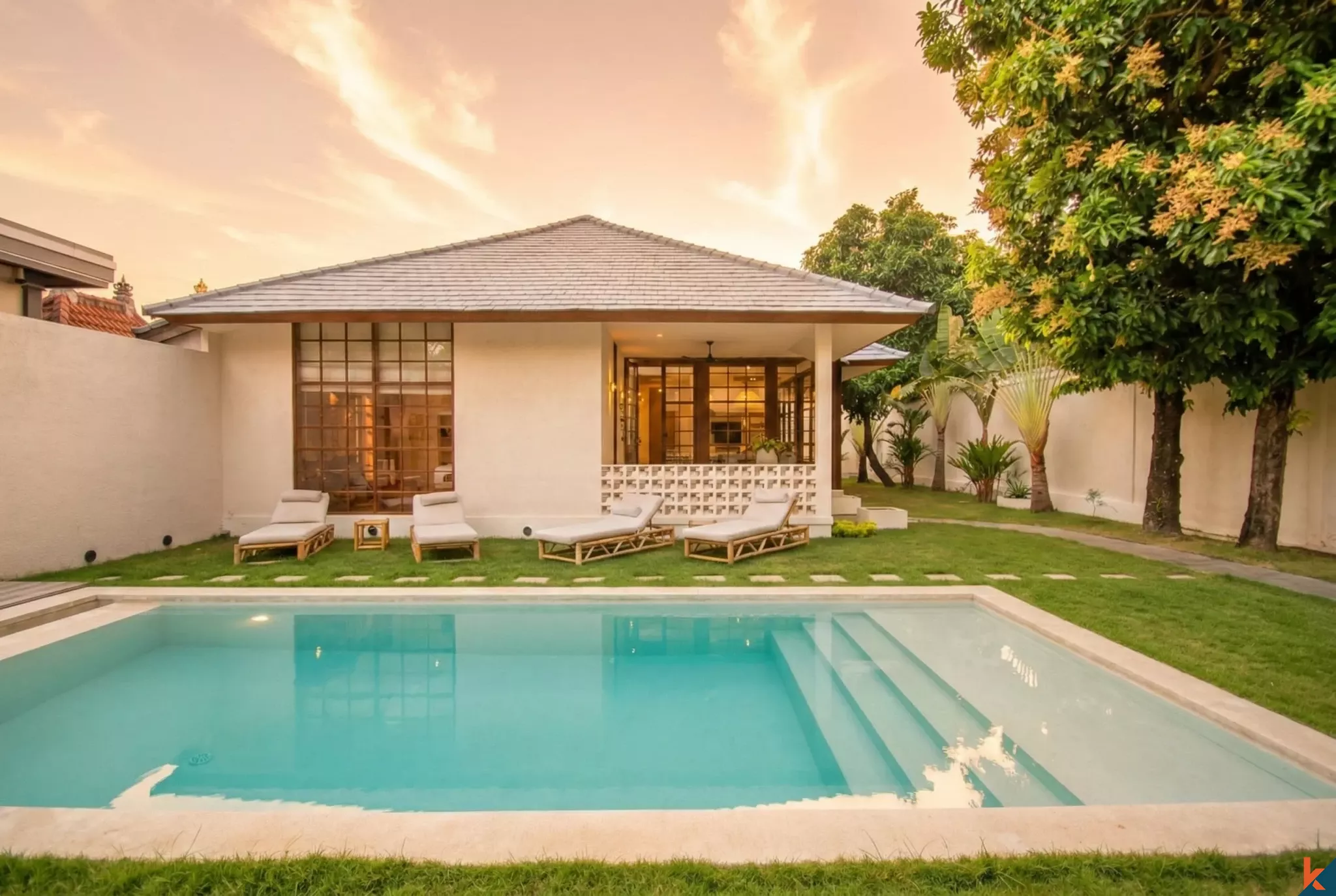 Unique designer villa with good returns for lease in Seminyak