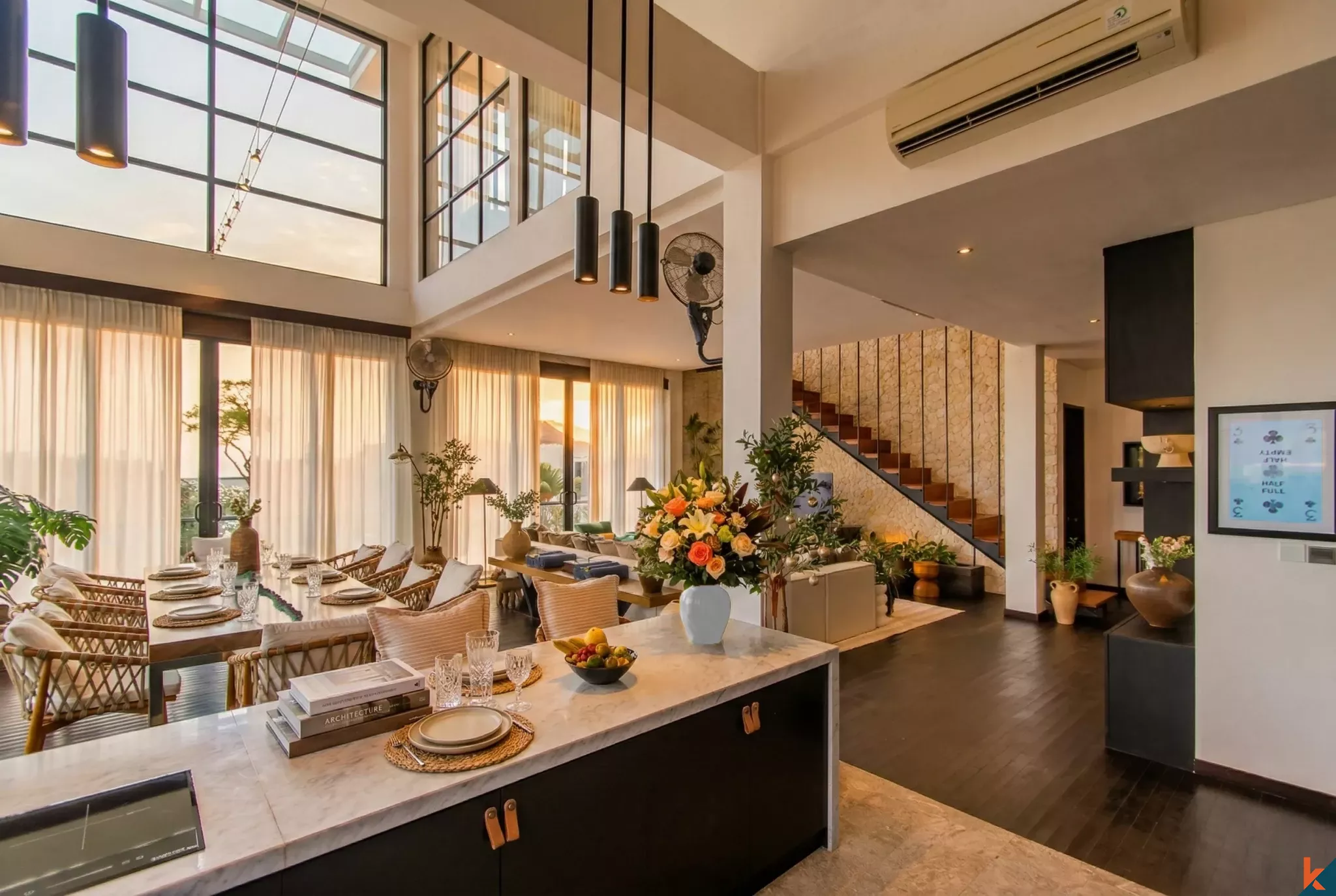 Dijual Penthouse Baru Dekat Pantai di Berawa