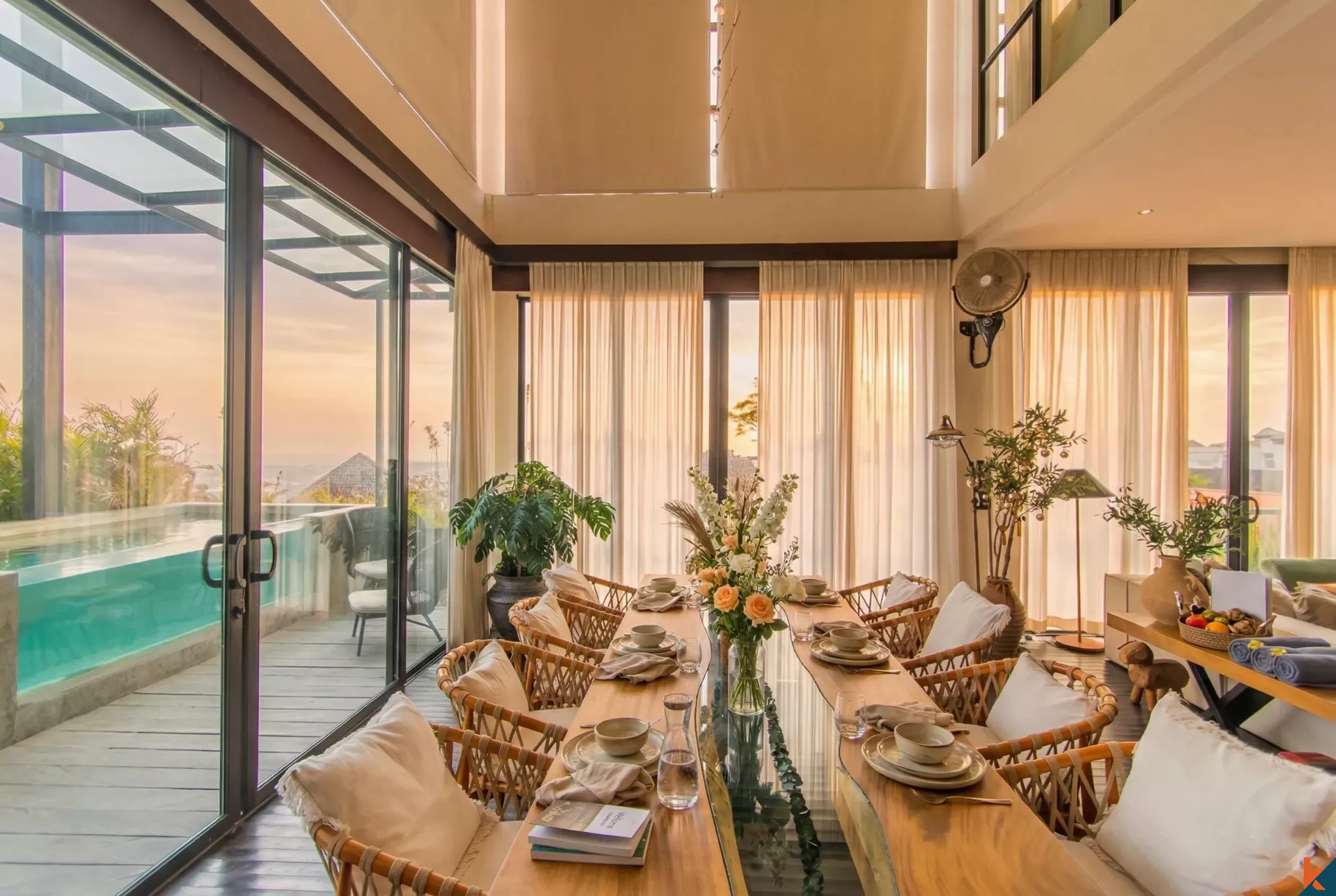 Dijual Penthouse Baru Dekat Pantai di Berawa