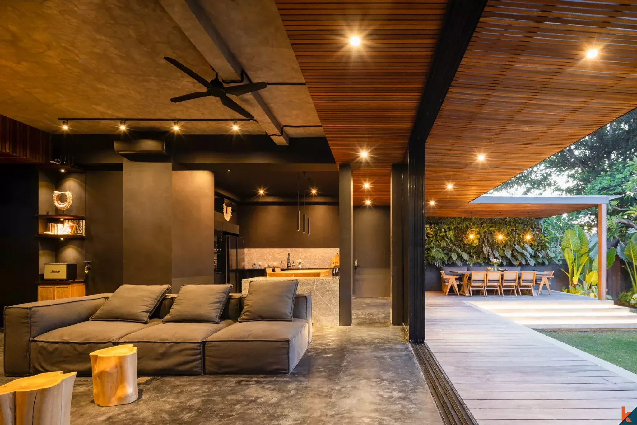 Luxury Four Bedroom Villa for Lease with Rice Field Views in Canggu