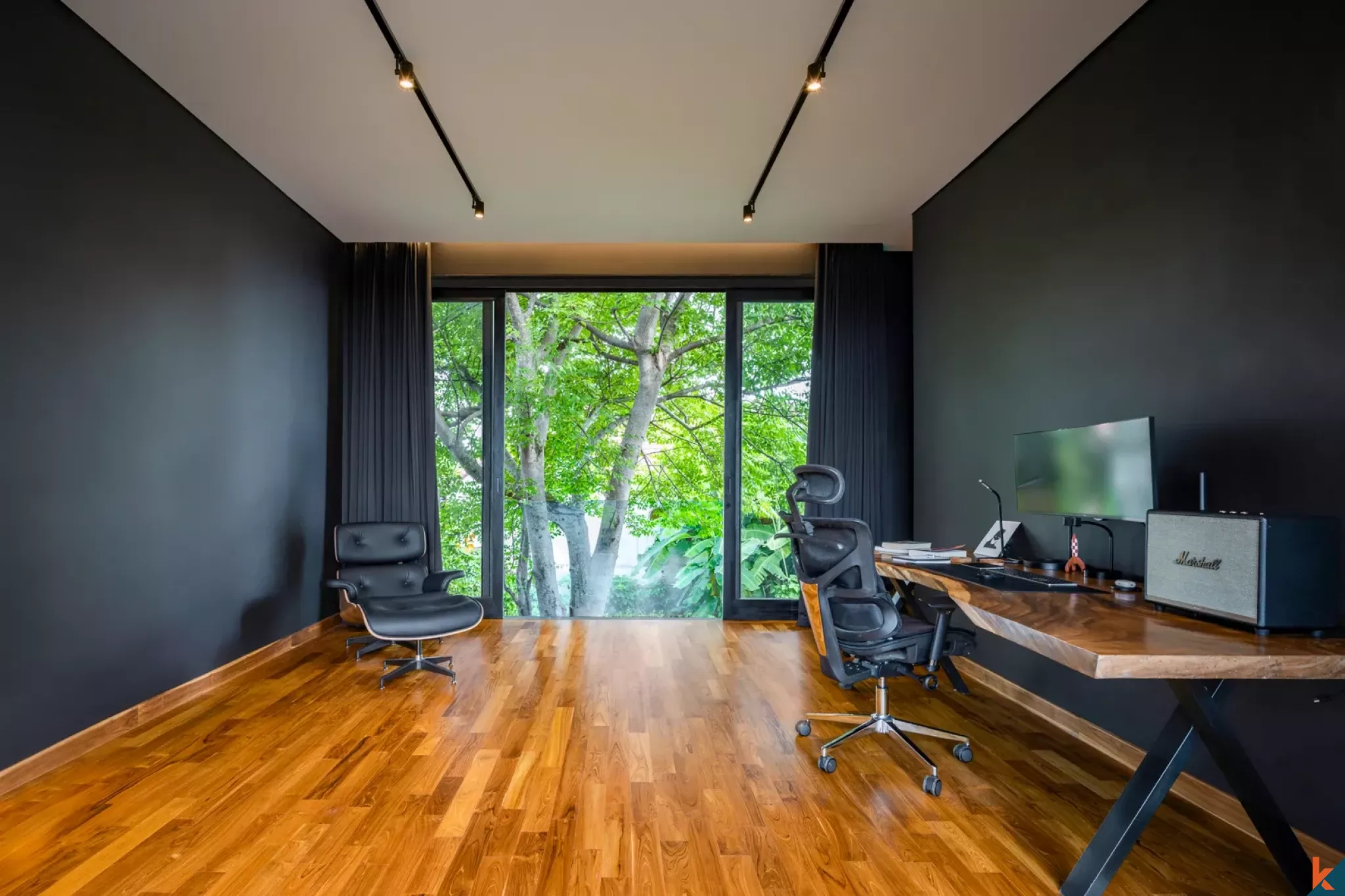 Luxury Four Bedroom Villa for Lease with Rice Field Views in Canggu