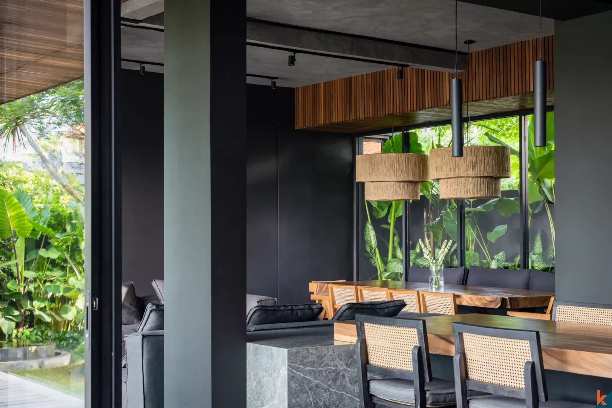 Luxury Four Bedroom Villa for Lease with Rice Field Views in Canggu