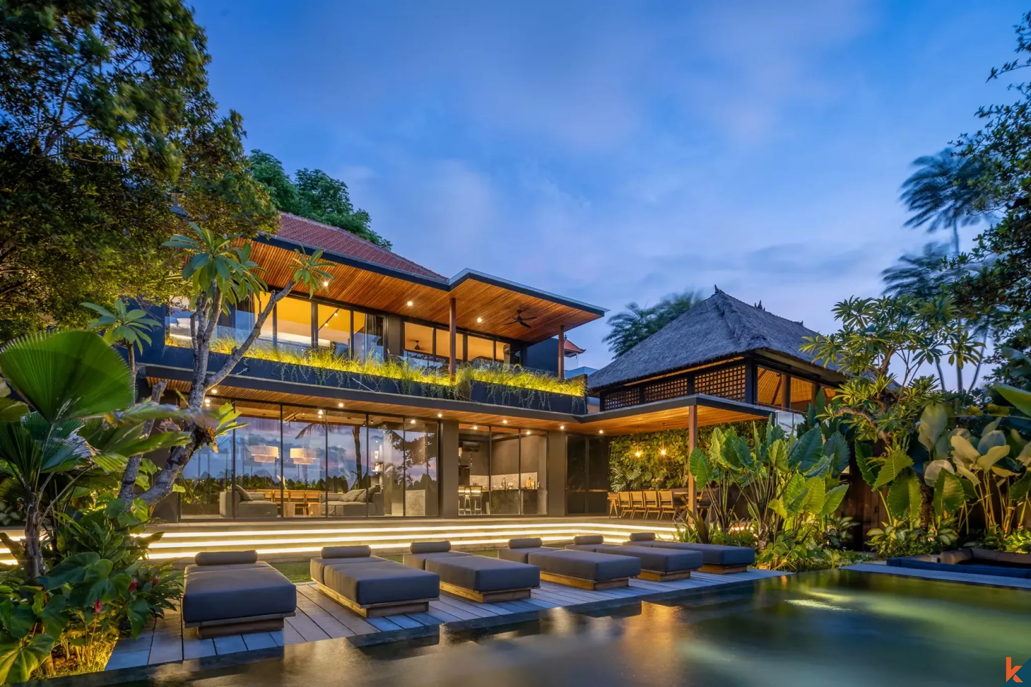 Luxury Four Bedroom Villa for Lease with Rice Field Views in Canggu