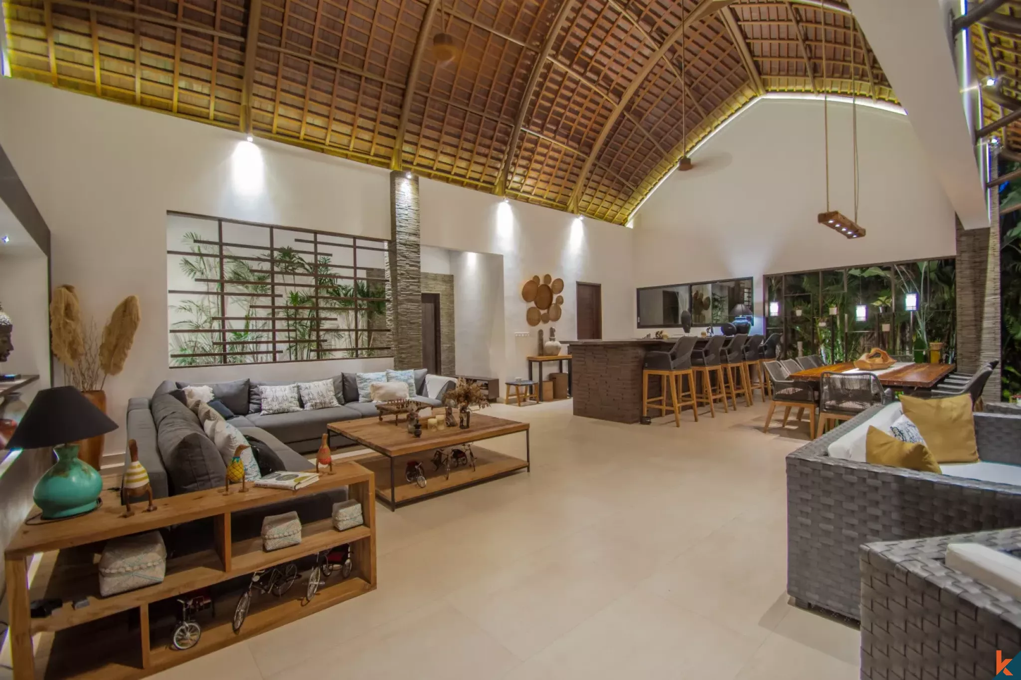 Villa de luxe de quatre chambres à louer à Ubud