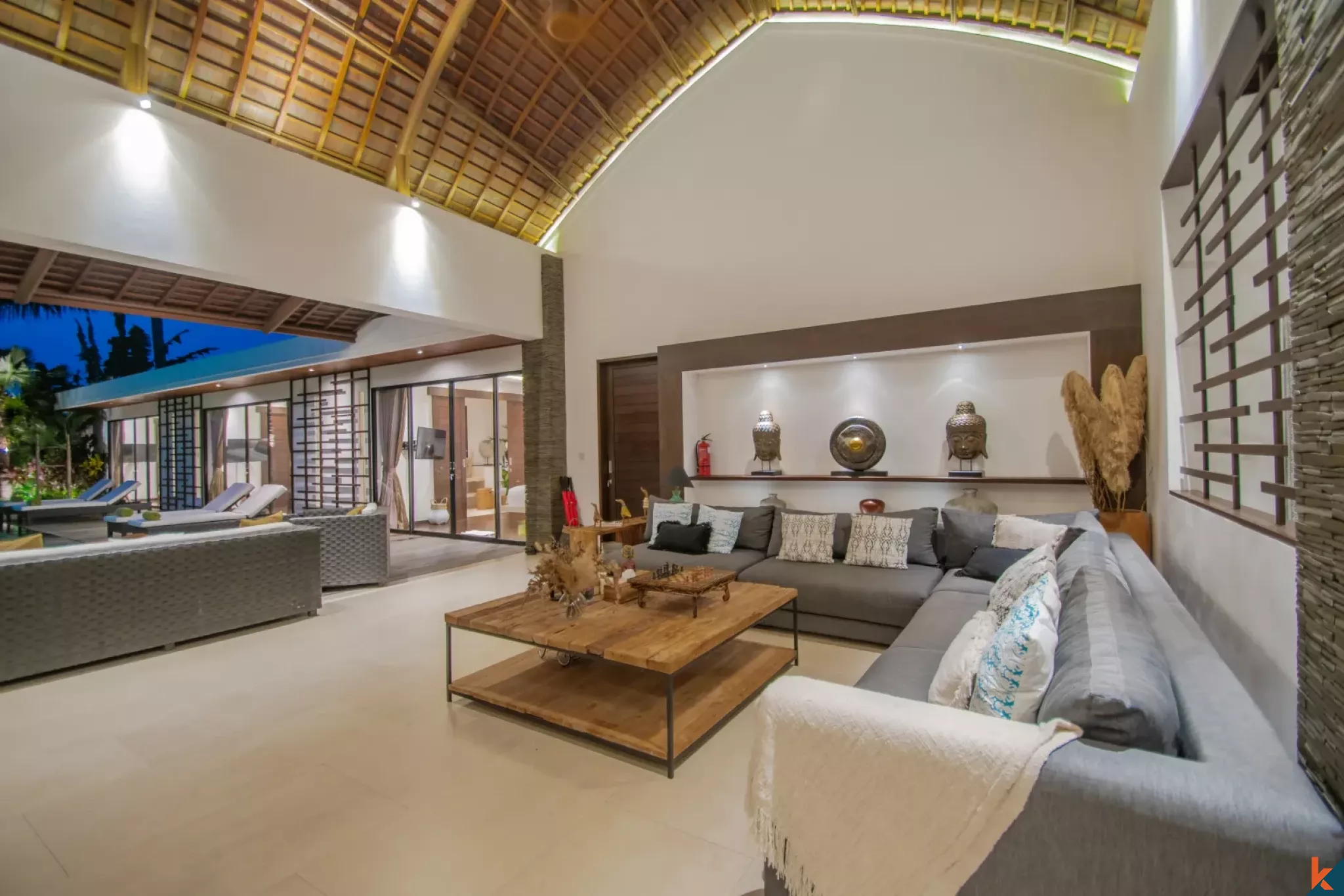 Villa de luxe de quatre chambres à louer à Ubud