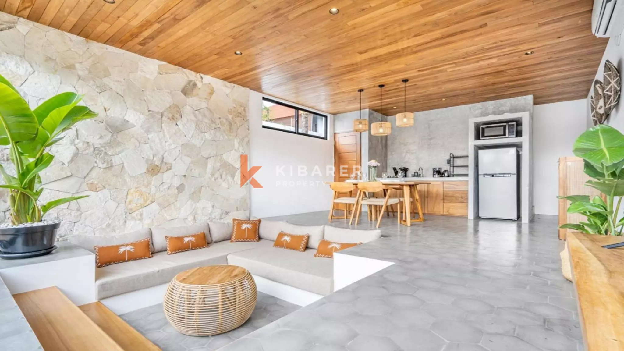 Contemporary One-Bedroom Pool Villa with Sunken Lounge in Canggu