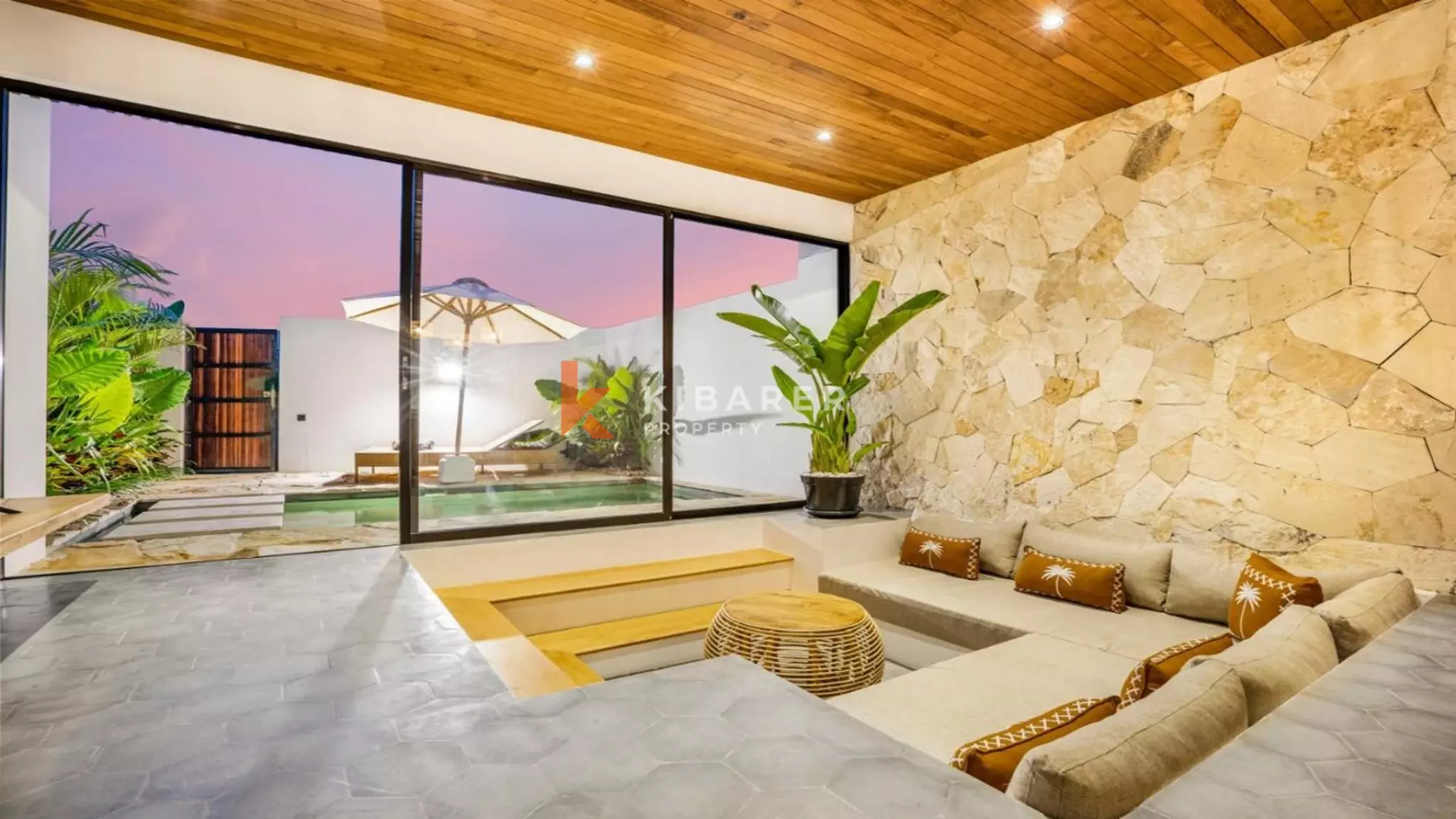 Contemporary One-Bedroom Pool Villa with Sunken Lounge in Canggu