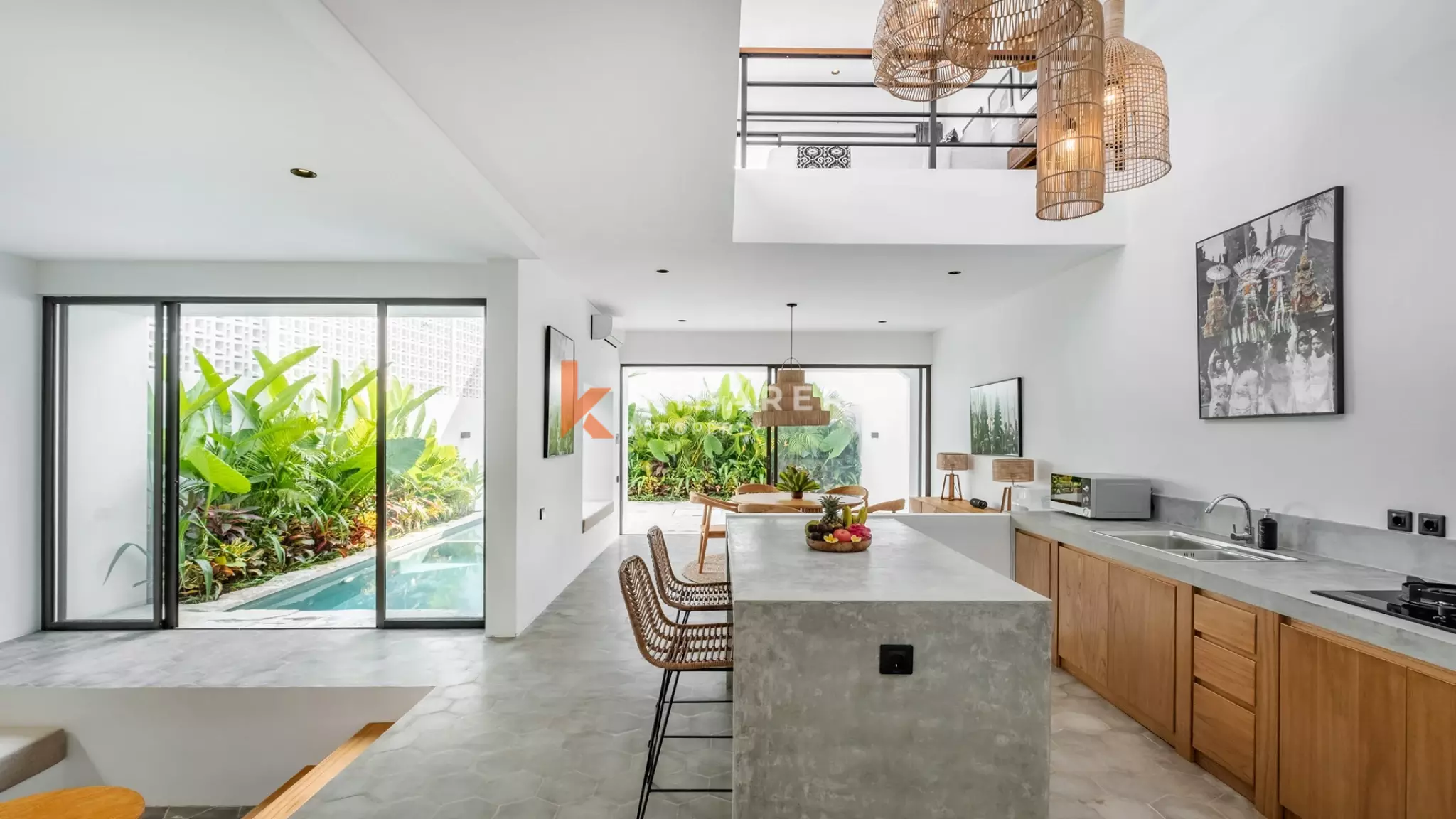 Elegant Tropical Two-Bedroom Pool Villa in Prime Canggu