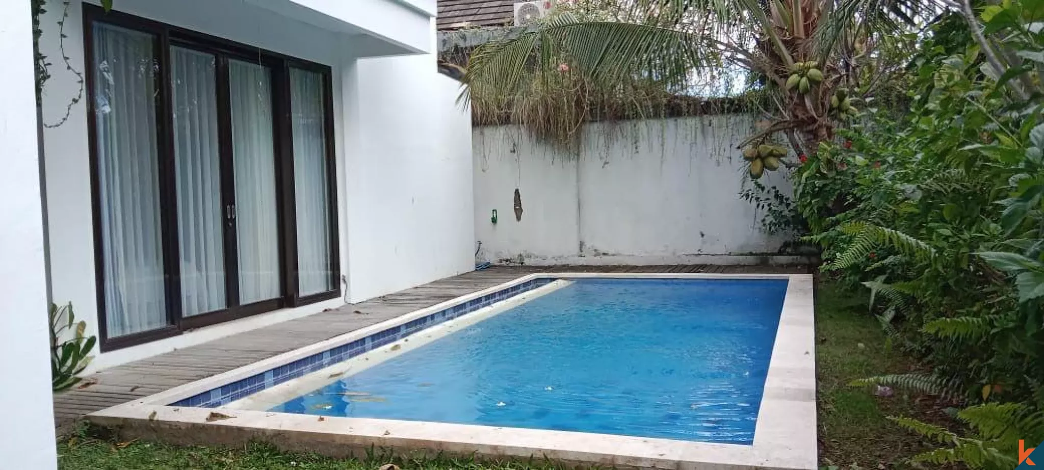 Oase Modern 4 Kamar Tidur di Jantung Seminyak