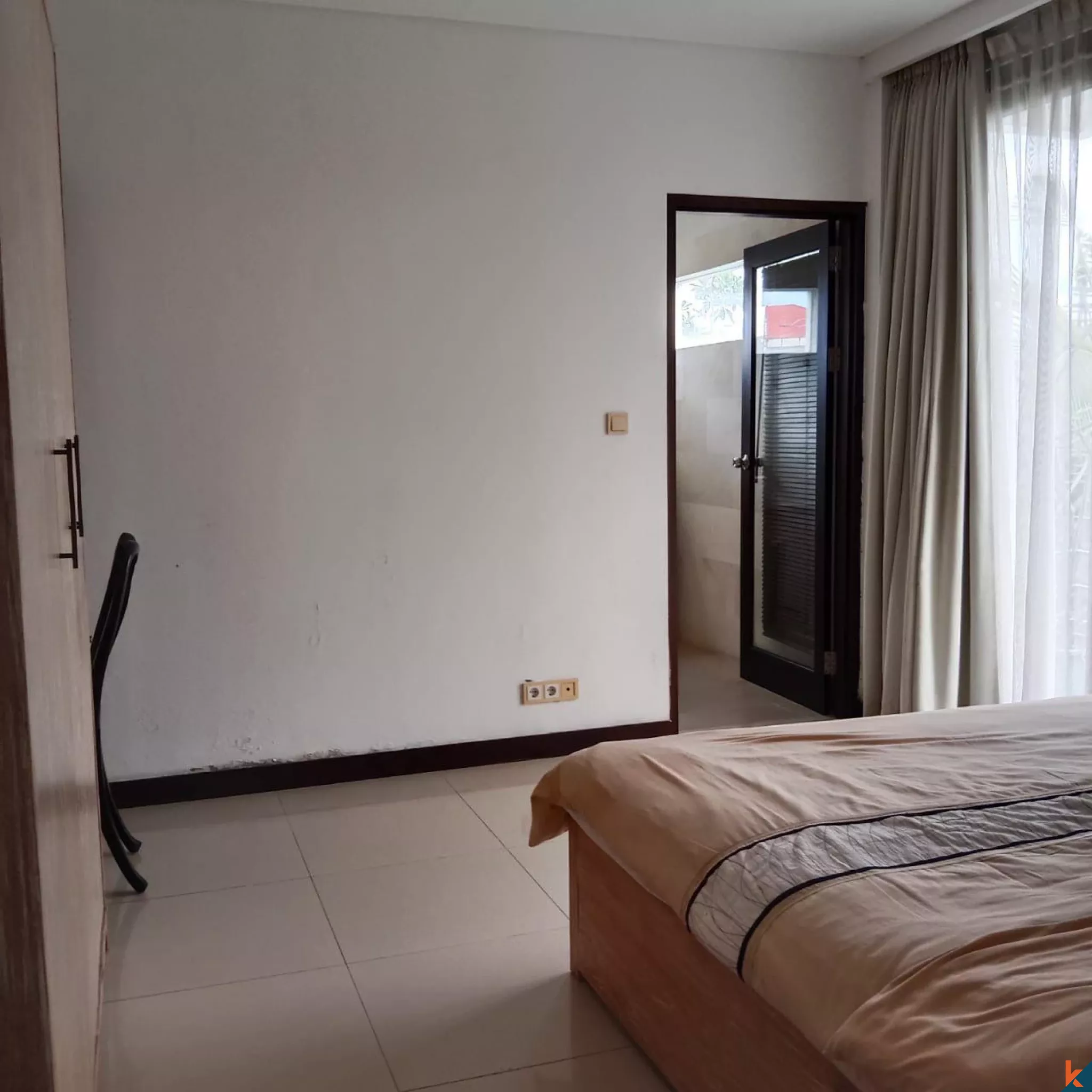 Oase Modern 4 Kamar Tidur di Jantung Seminyak