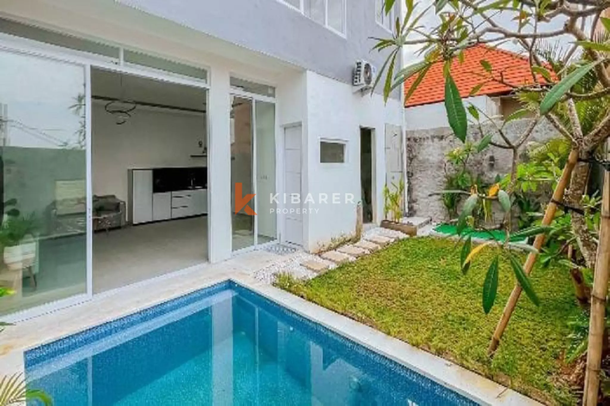 Semi Furnished Two-Bedrooms Vila Plus Additional Office Room in Jimbaran
