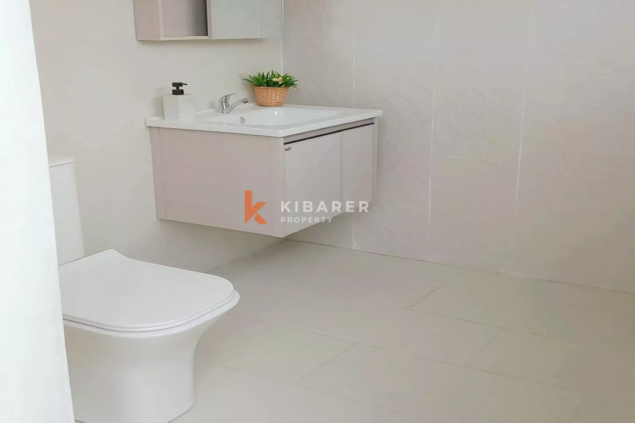 Semi Furnished Two-Bedrooms Vila Plus Additional Office Room in Jimbaran