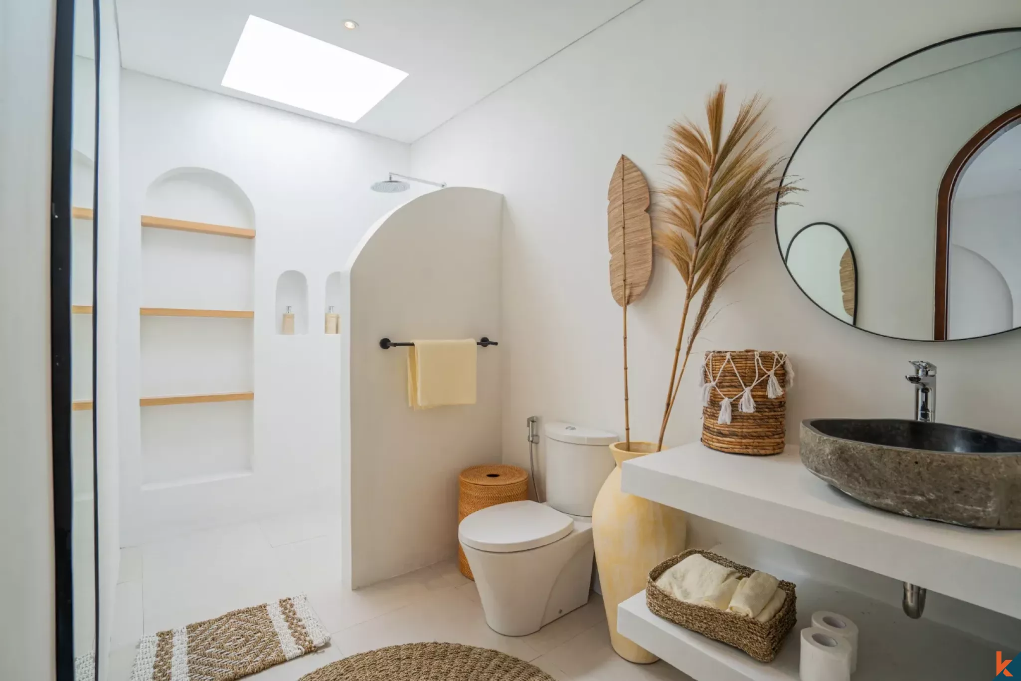 Villa Satu Kamar Tidur Potensi Tinggi Off-Plan untuk Disewakan di Kerobokan - Semer